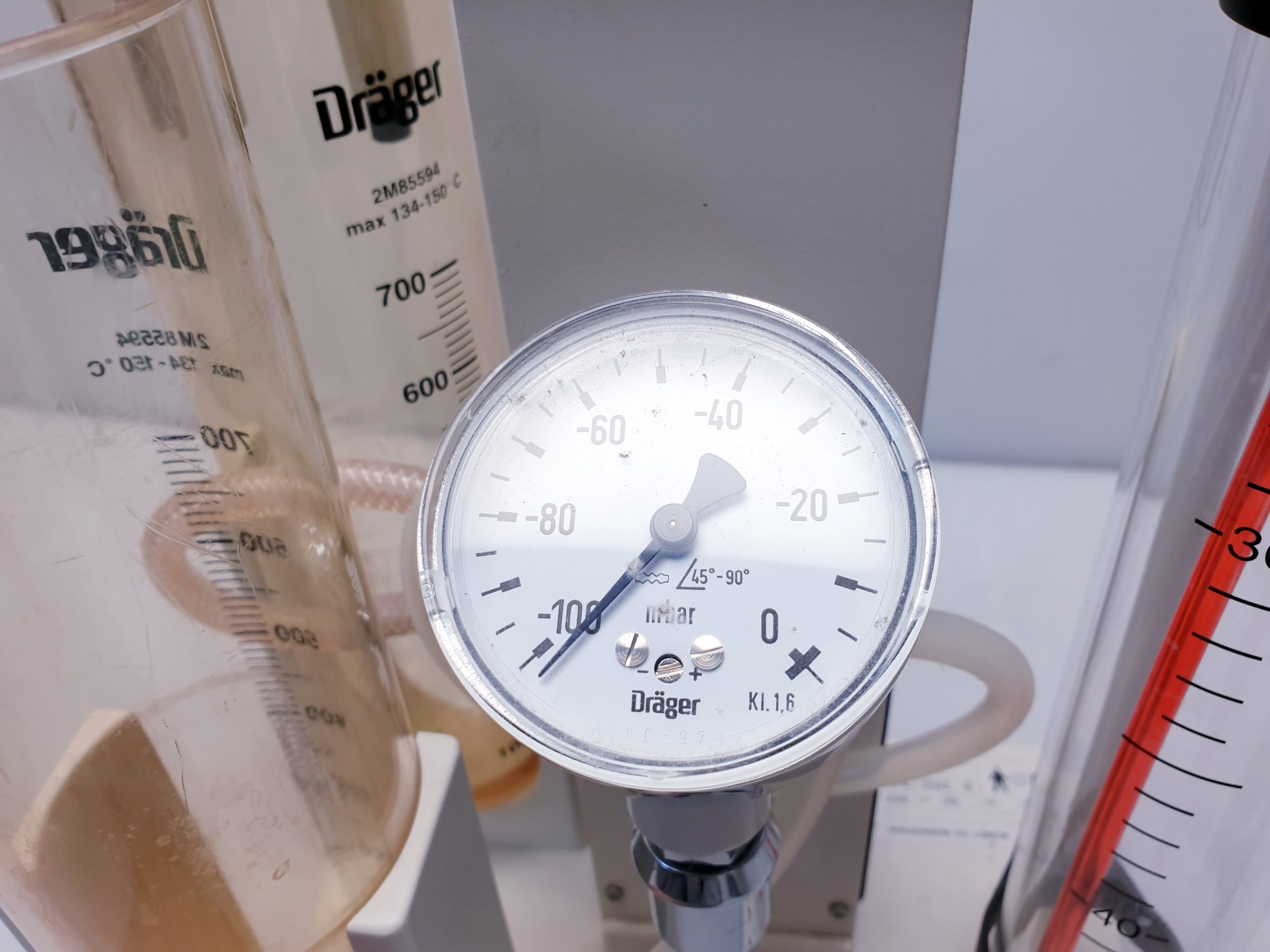 Dräger Behälter Bronchussauger mit Deckel und Manometer – Tragbar thumbnail 9