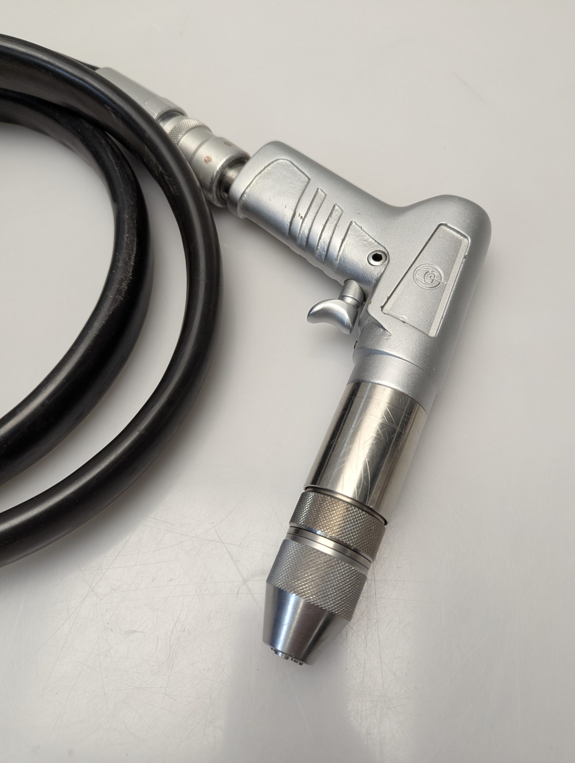 Synthes Dräger – Luftdruckschlauch + Bohrer — image 1 of 3