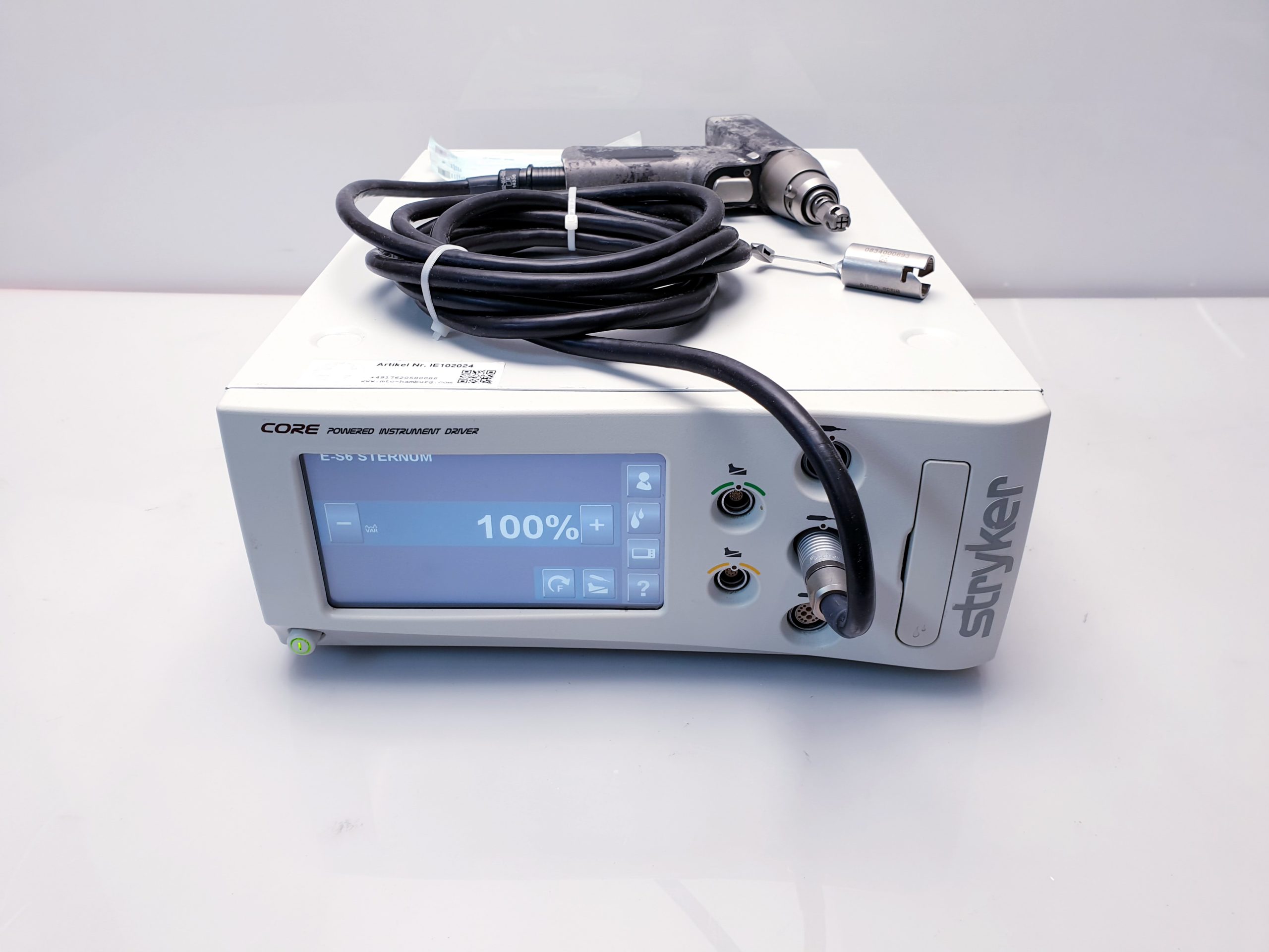 Stryker Core Powered Instrument Driver 5400-050-000 mit handstück und einer stryker pistole thumbnail 2