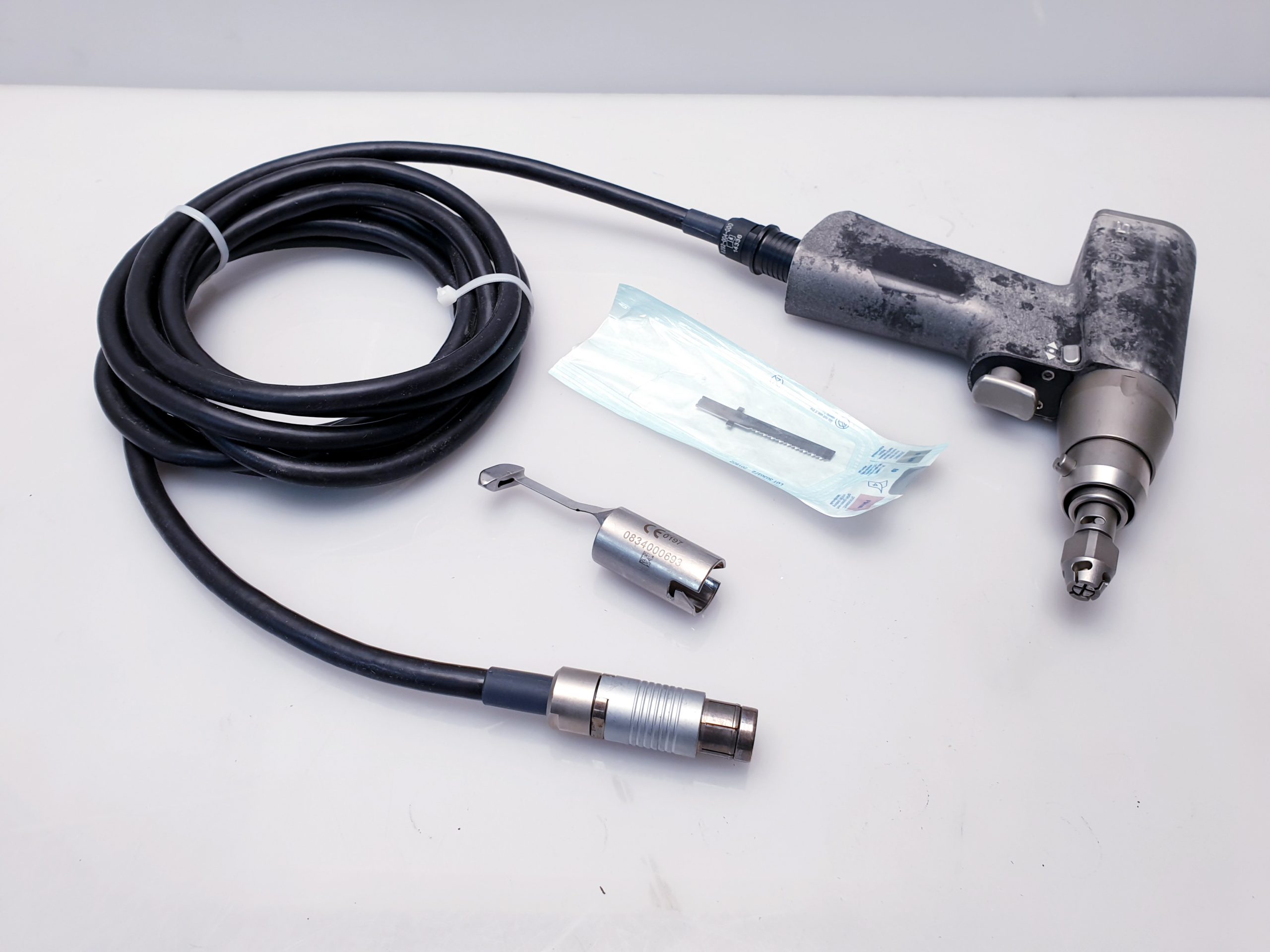 Stryker Core Powered Instrument Driver 5400-050-000 mit handstück und einer stryker pistole thumbnail 9
