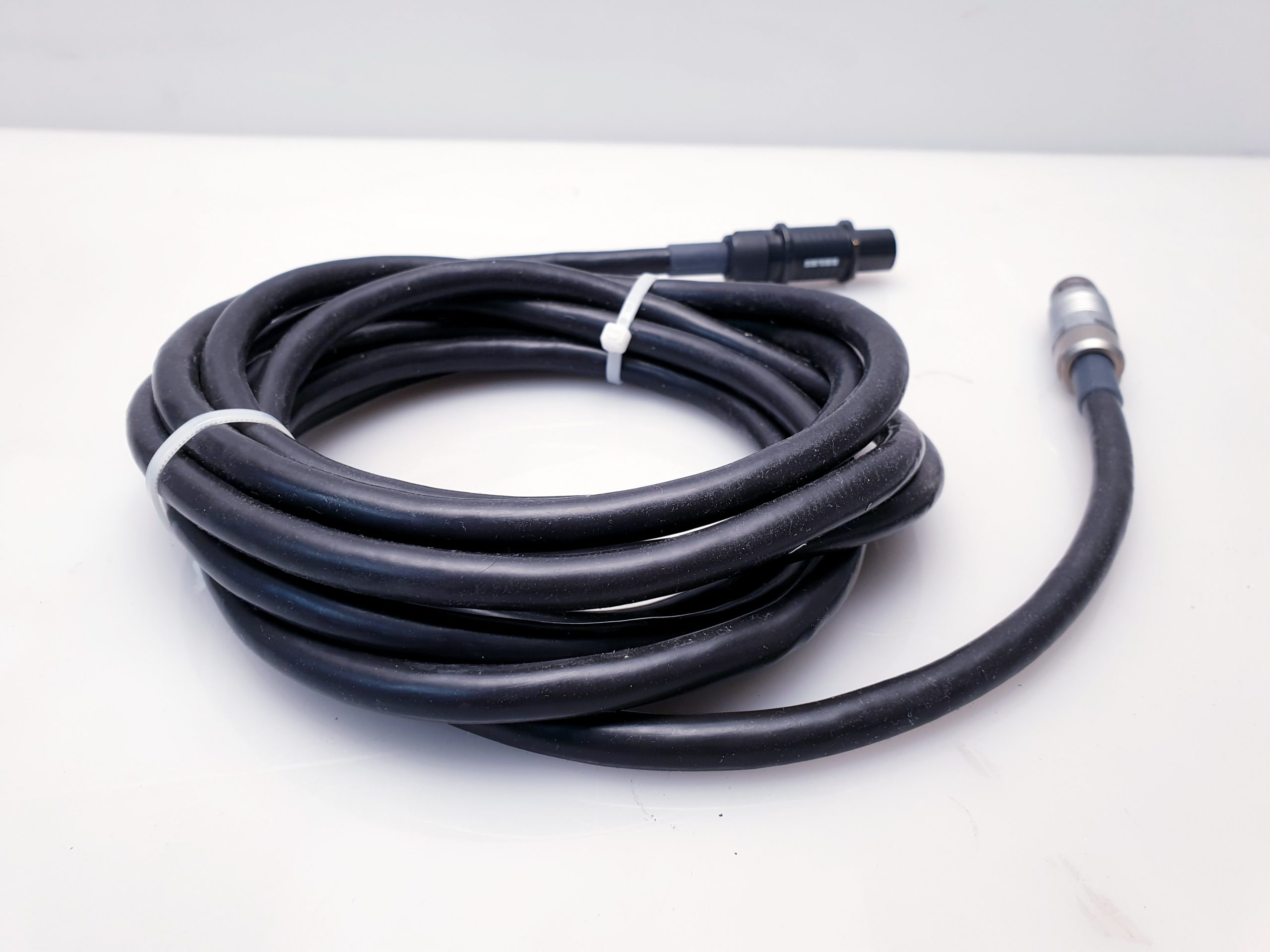 Stryker Core Powered Instrument Driver 5400-050-000 mit handstück und einer stryker pistole thumbnail 16