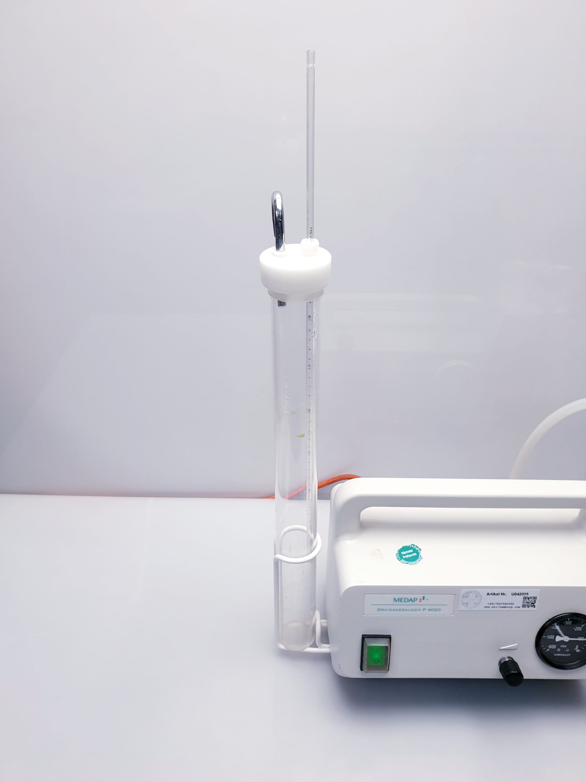 Medap Heraeus Drainagesauger Absaugpumpe Chirurgischer Sauger P 4020 mit behälter thumbnail 7