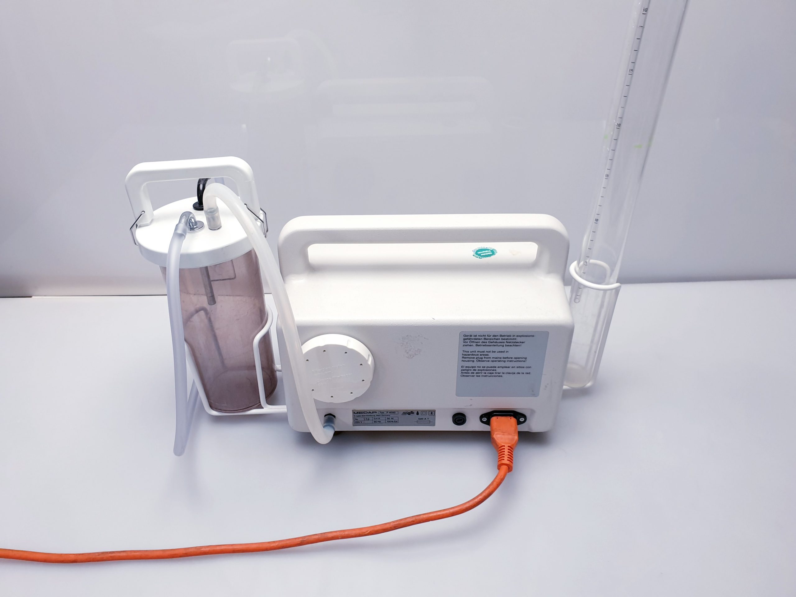 Medap Heraeus Drainagesauger Absaugpumpe Chirurgischer Sauger P 4020 mit behälter thumbnail 8