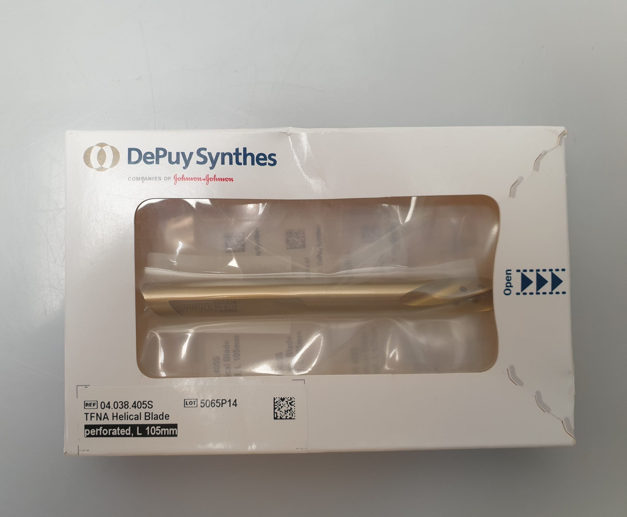 DePuy Synthes TFNA Helical Blade perforated, L 105mm REF 04.038.405S thumbnail 4