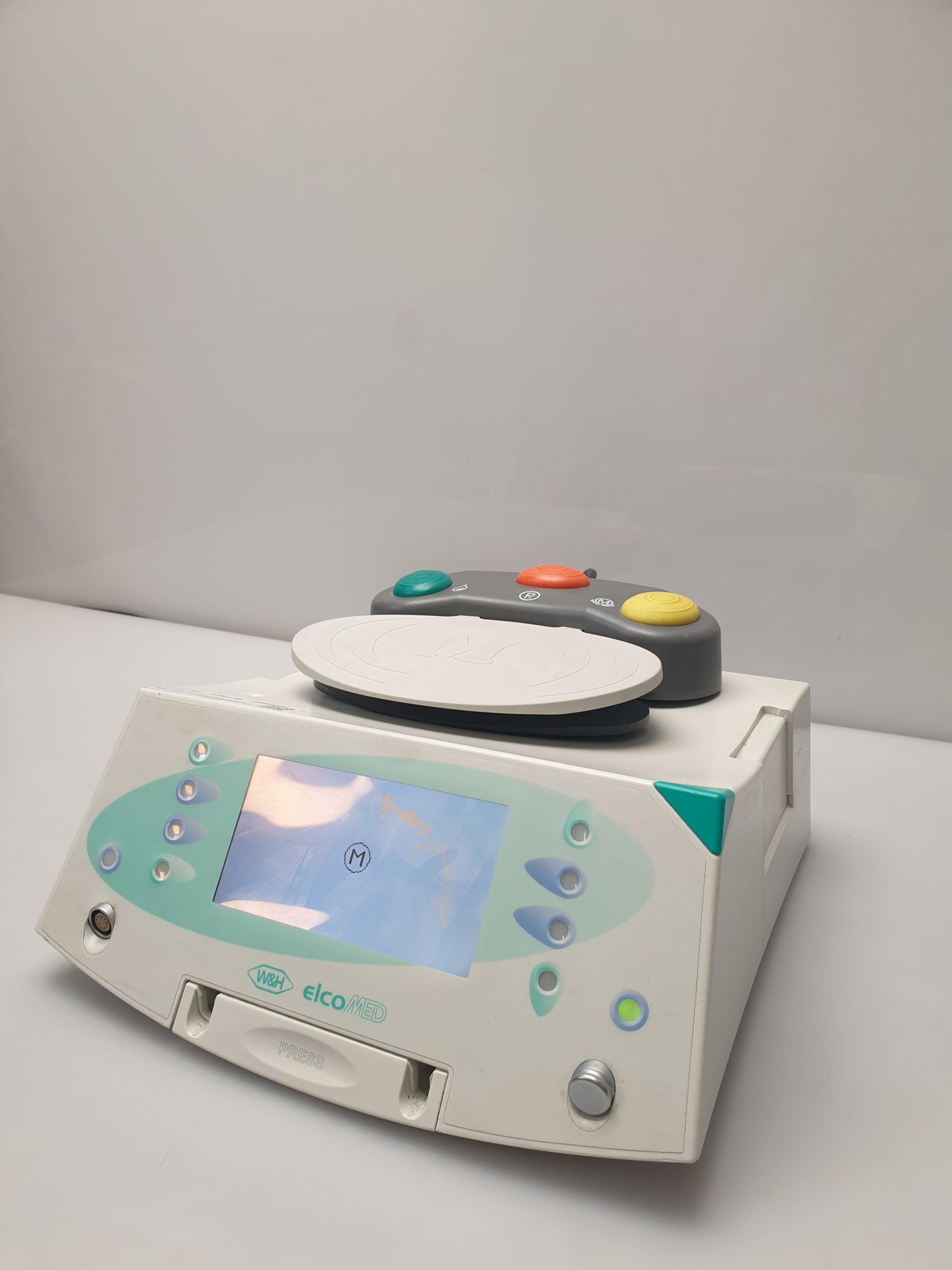 W&H elcoMED Typ SA-200 230 Dental-Chirurgie mit Fußschalter thumbnail 4