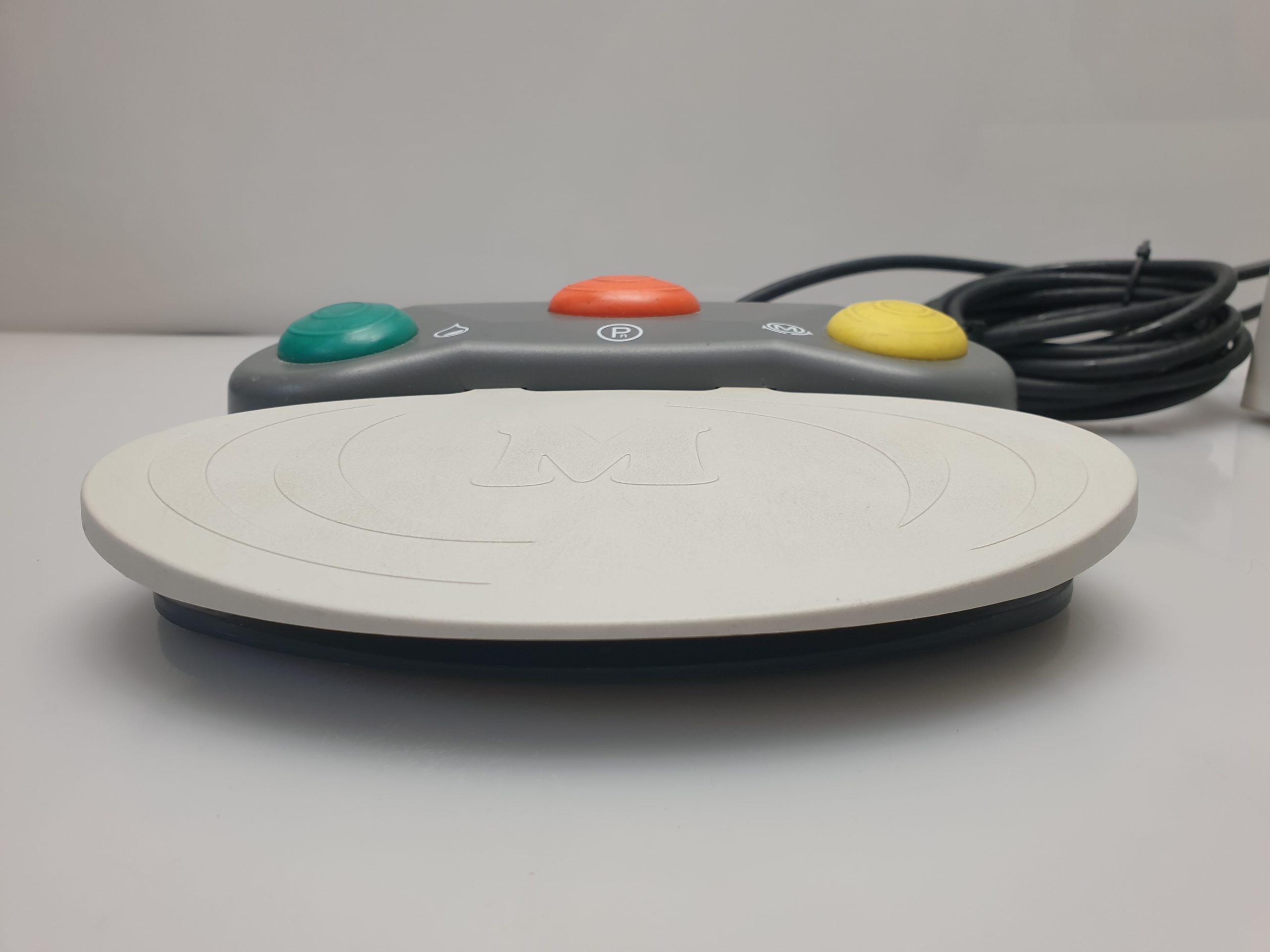W&H elcoMED Typ SA-200 230 Dental-Chirurgie mit Fußschalter thumbnail 7