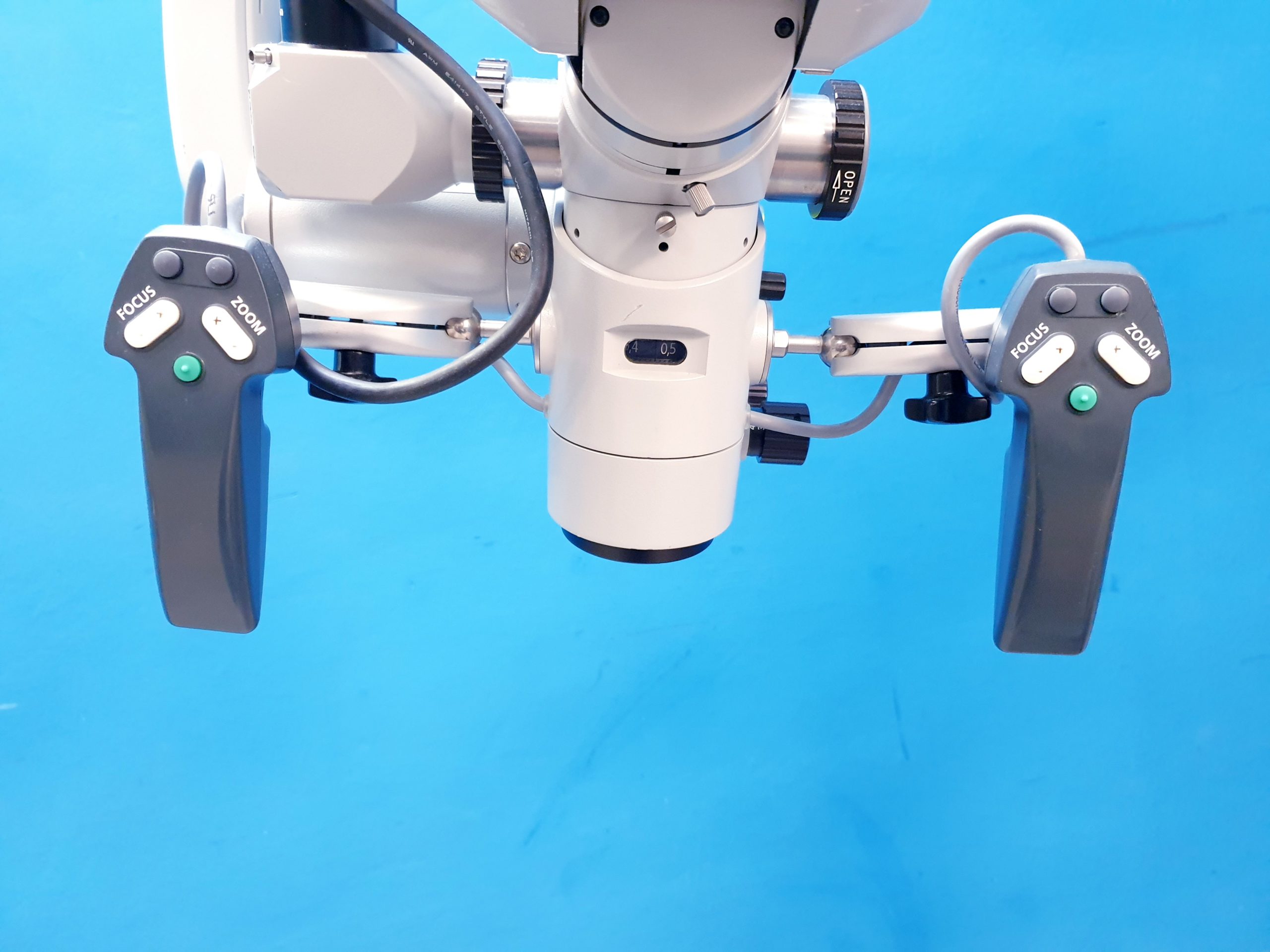 Carl Zeiss OPMI Vario / S8 Op Mikroskop + Monitor thumbnail 12