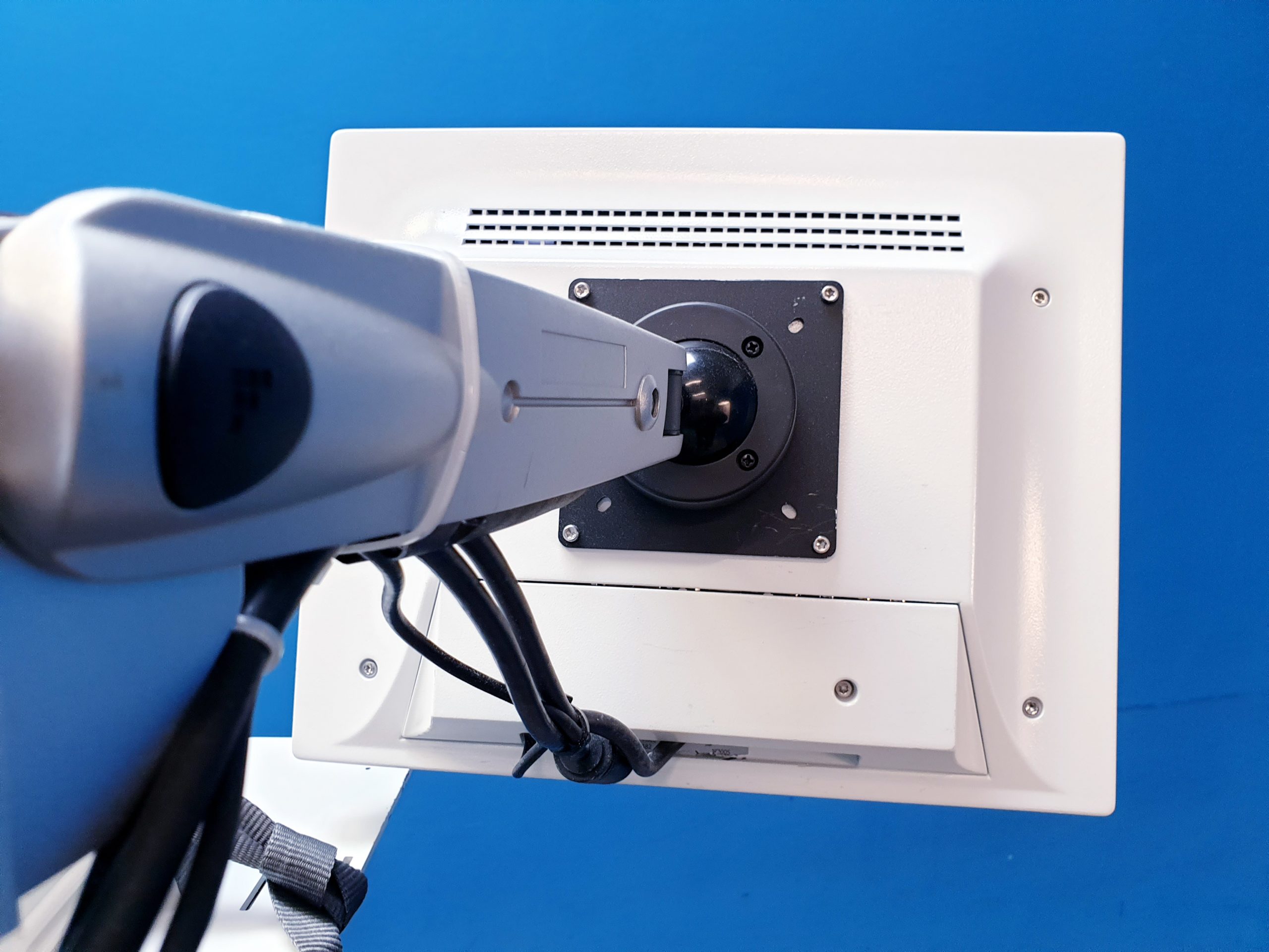 Carl Zeiss OPMI Vario / S8 Op Mikroskop + Monitor thumbnail 20
