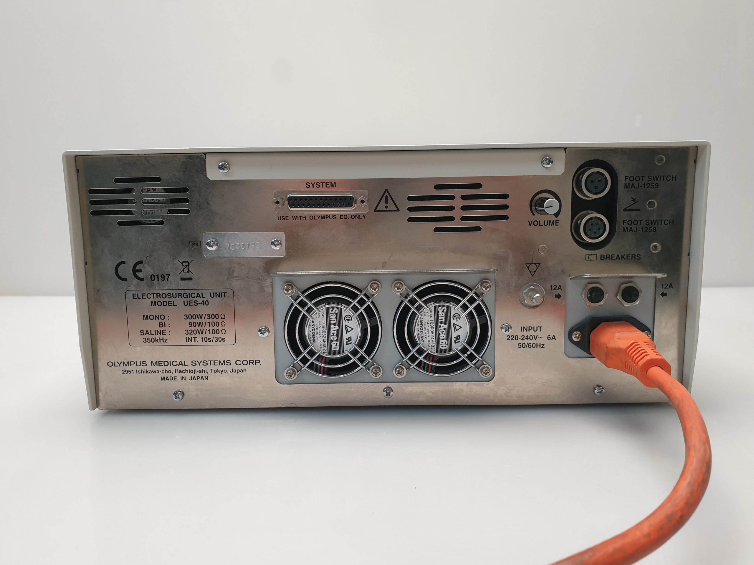 Olympus UES-40 – UES40 UES 40 SurgMaster Electrosurgical Unit – Bipolar Monopolar thumbnail 6