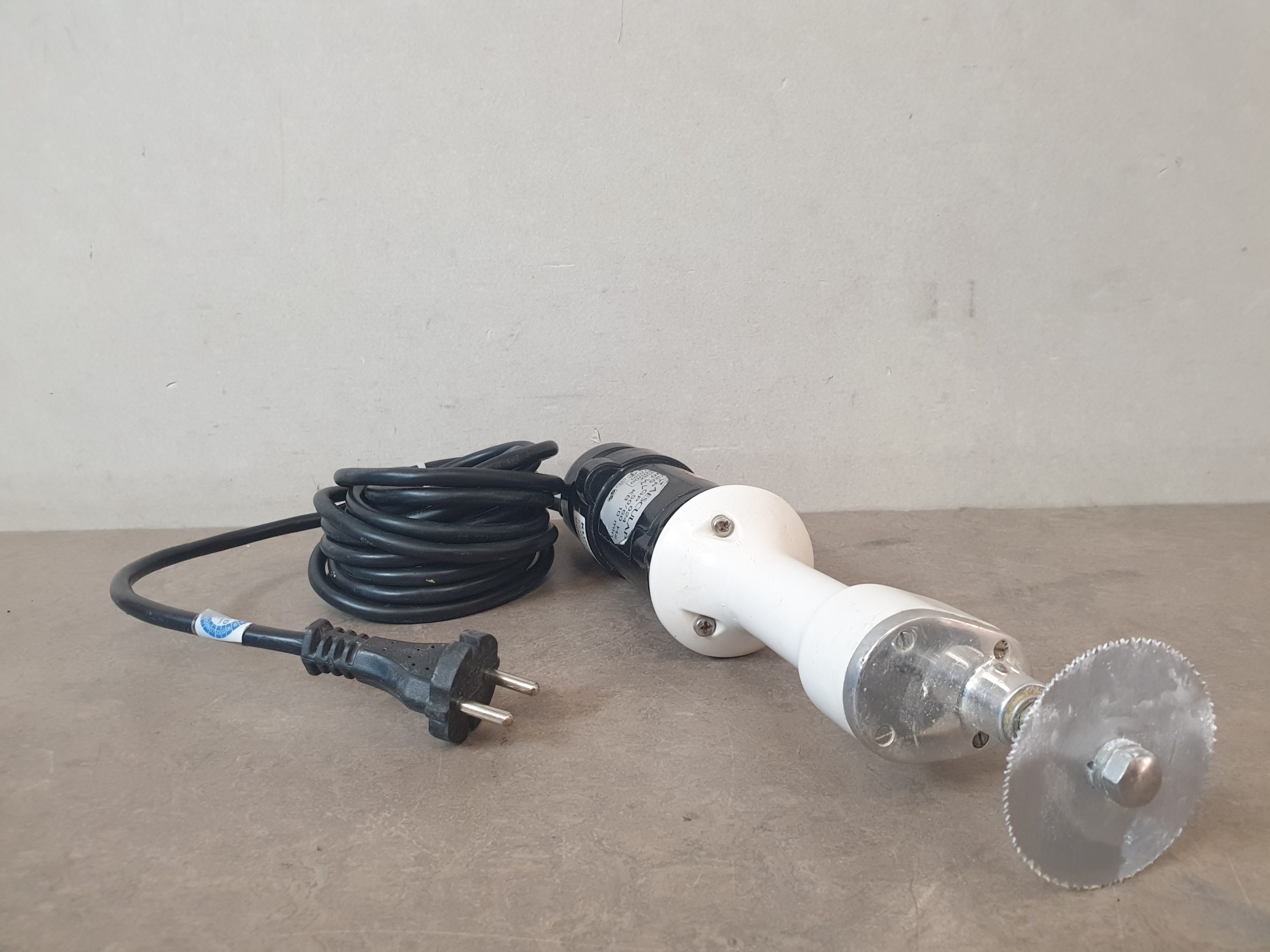 Aesculap 892516 Oscillant Gipssäge 90 Watt — image 1 of 5