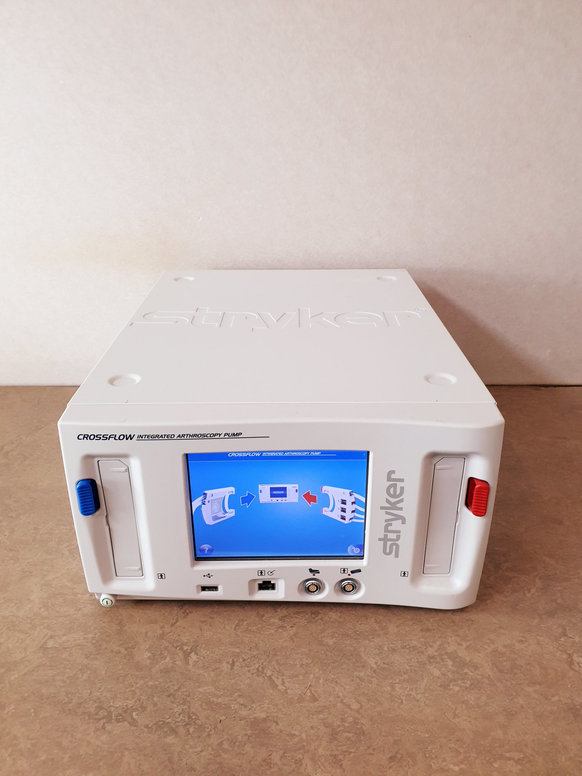 Stryker CrossFlow Integrated Arthroscopy Pump 0450000000 thumbnail 4