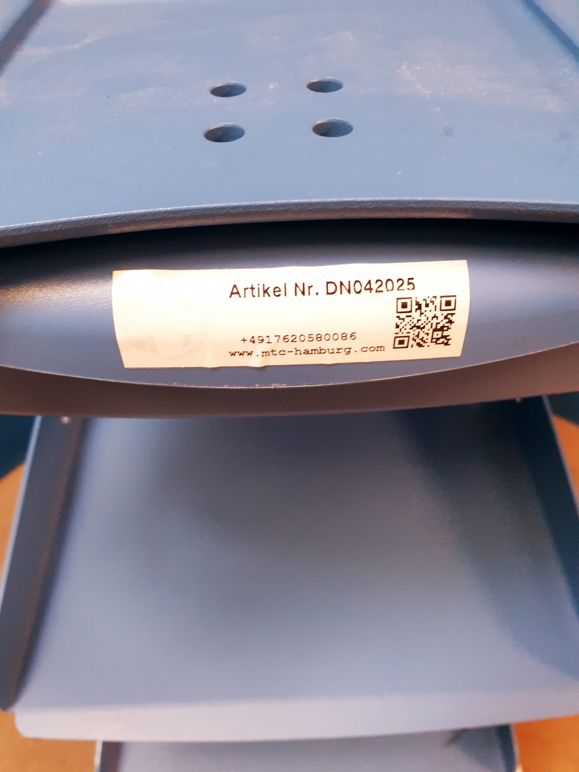 Covidien Valleylab VLFTCRT Universal Generator Cart – Trolley Gerätewagen thumbnail 2