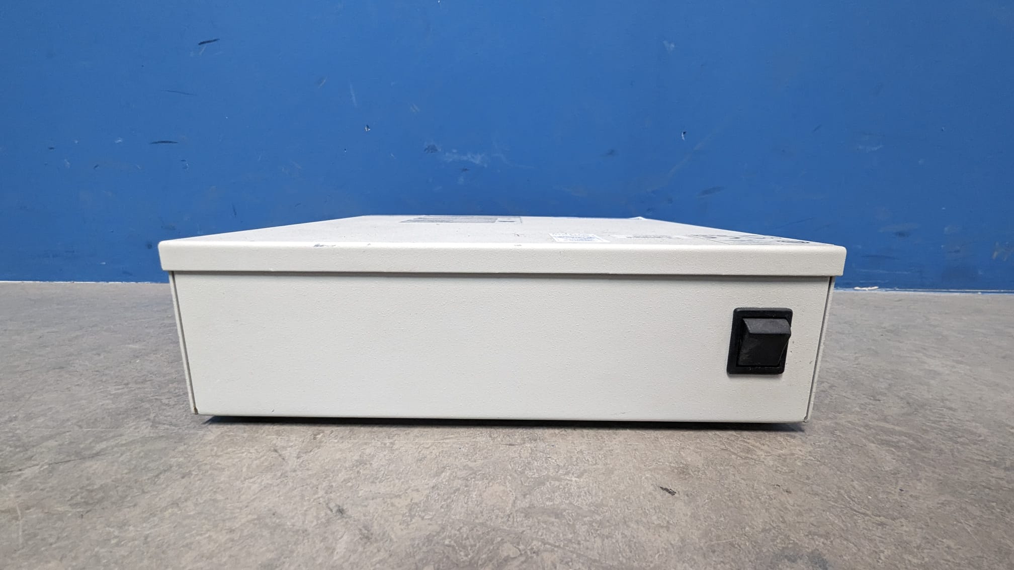 Nicolet Biomedical Inc. 220V 500VA thumbnail 2