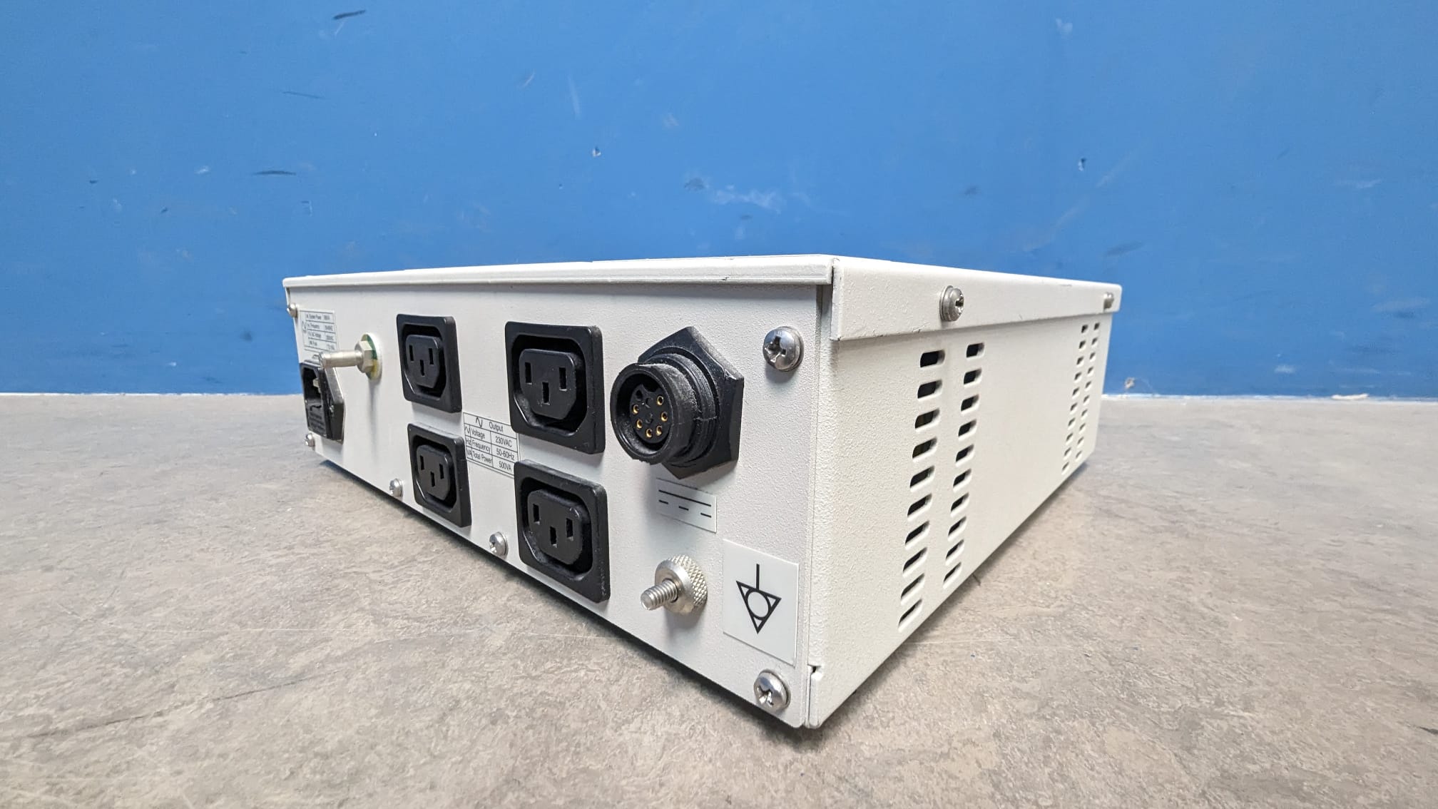 Nicolet Biomedical Inc. 220V 500VA thumbnail 5