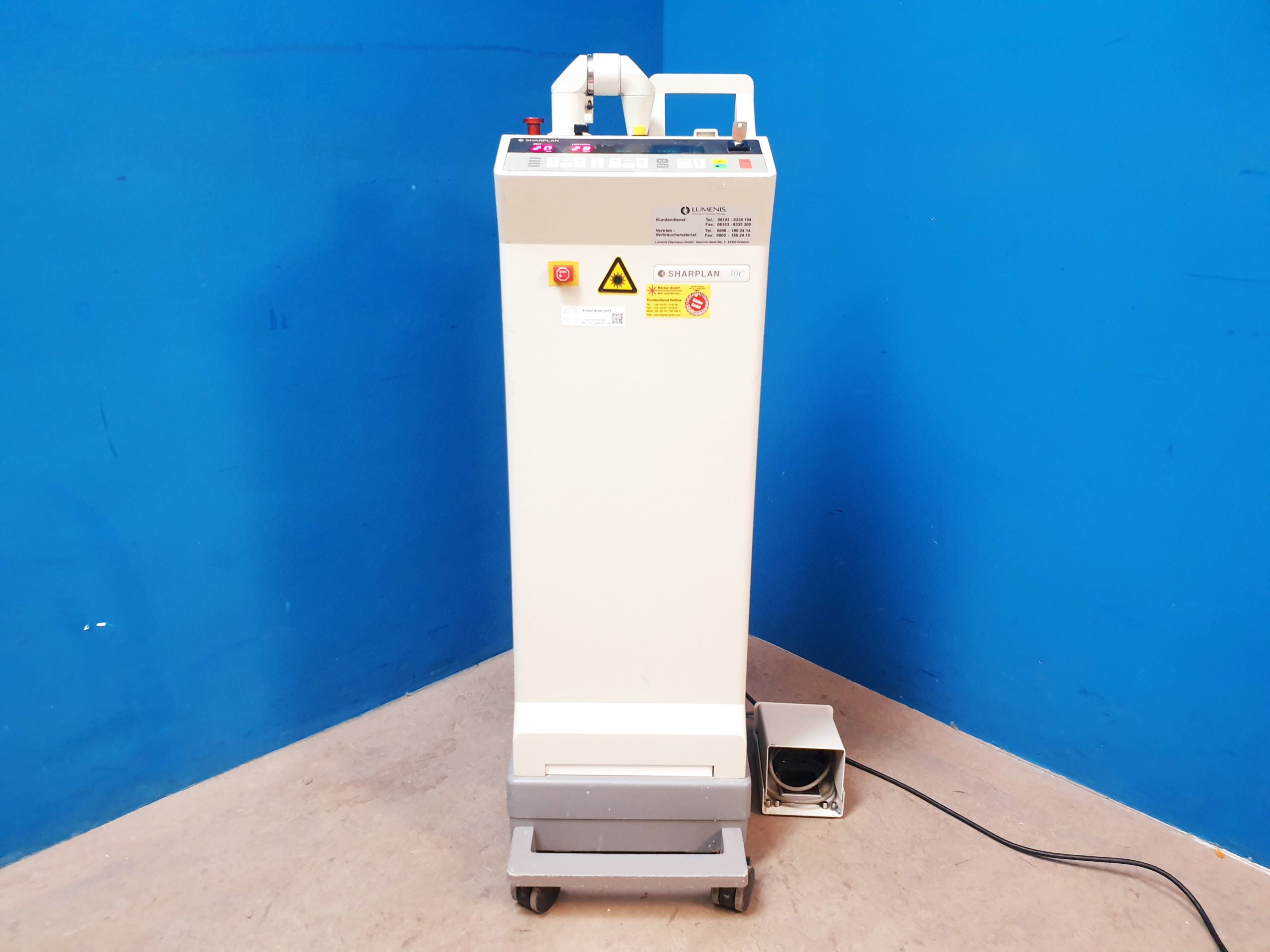 Lumenis Sharplan 30C CO2 Laser thumbnail 2