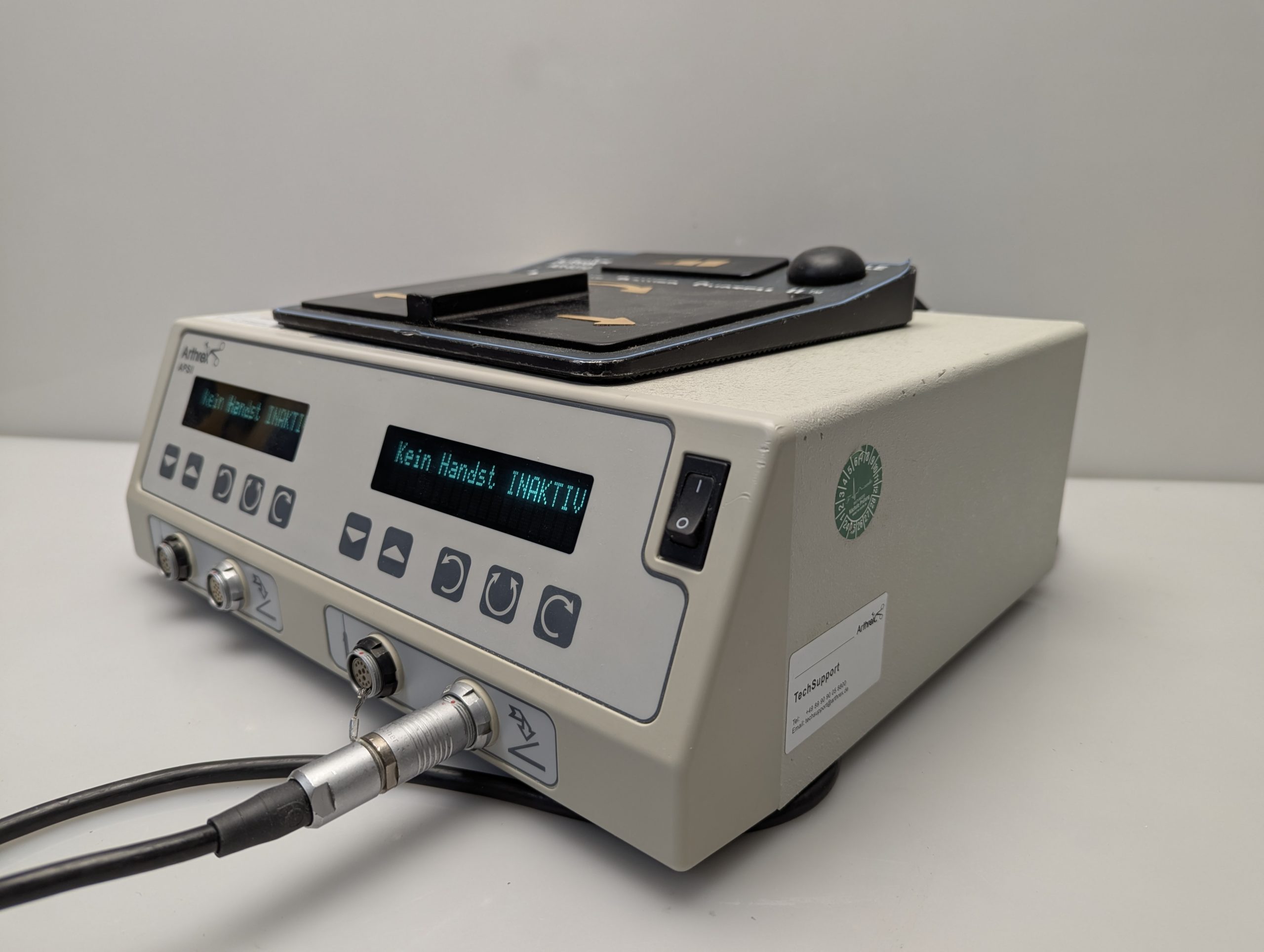 Arthrex AR-8300 APS II Arthroscopy Control mit Fußschalter thumbnail 4