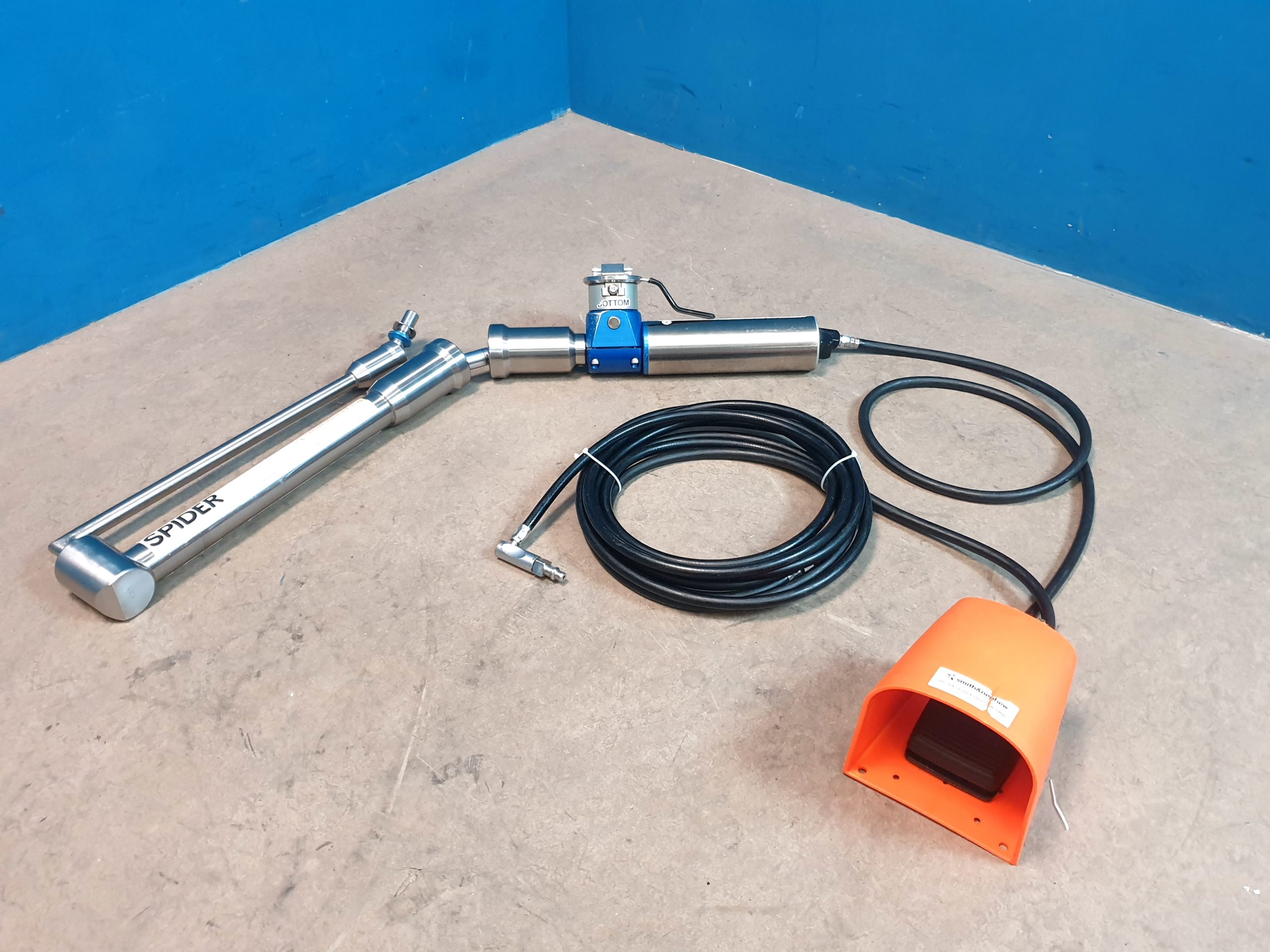 Smith & Nephew Tenet Spider Limb Positioner + Fußschalter — image 1 of 23