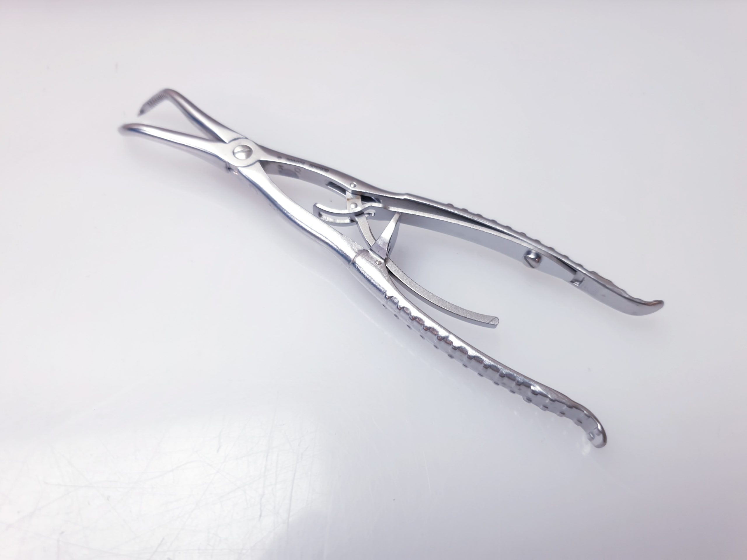 Synthes VA-LCP TWO-COLUM DISTAL RADIUS PLATE 2.4 – Op Instrumenets thumbnail 10