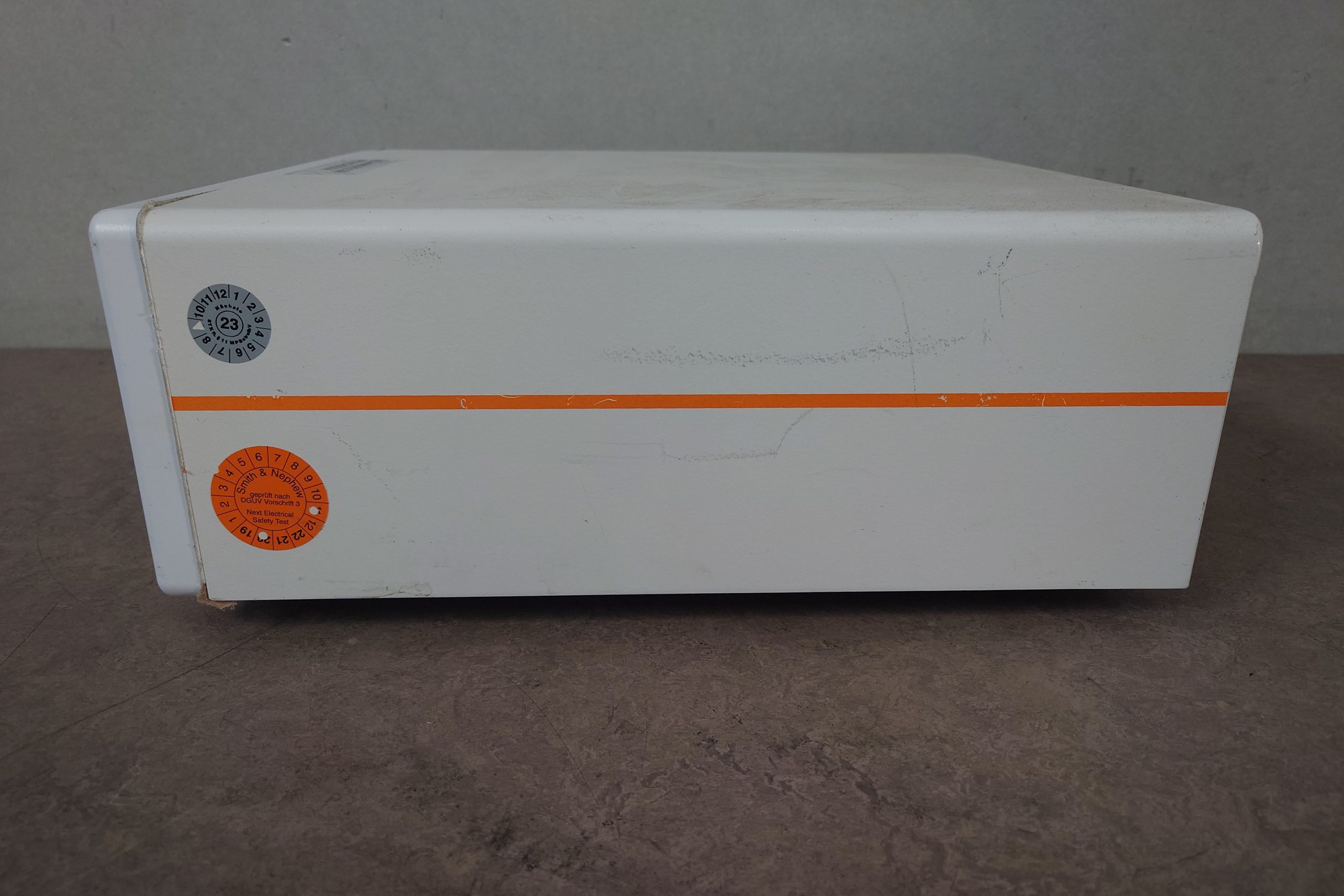 Smith & Nephew Dyonics Power II Shaver Control System thumbnail 4
