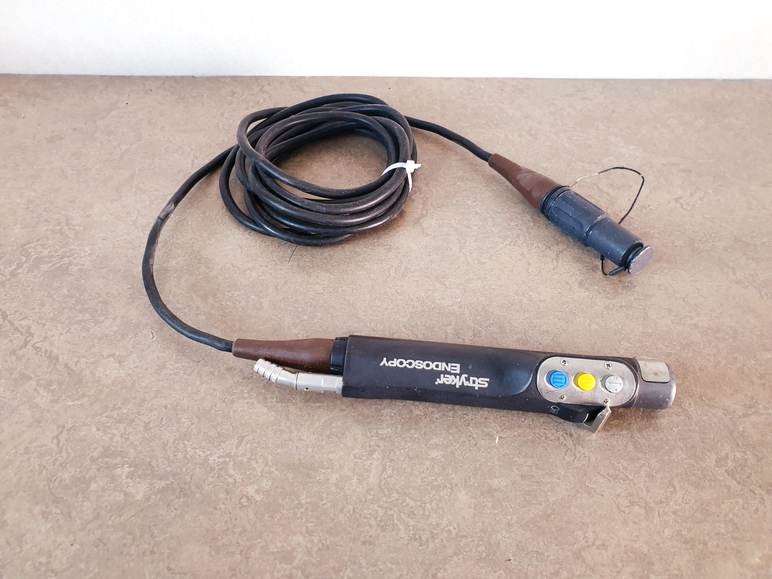 Stryker 375-704-500 Shaver Handstück Arthroskopie — image 1 of 5