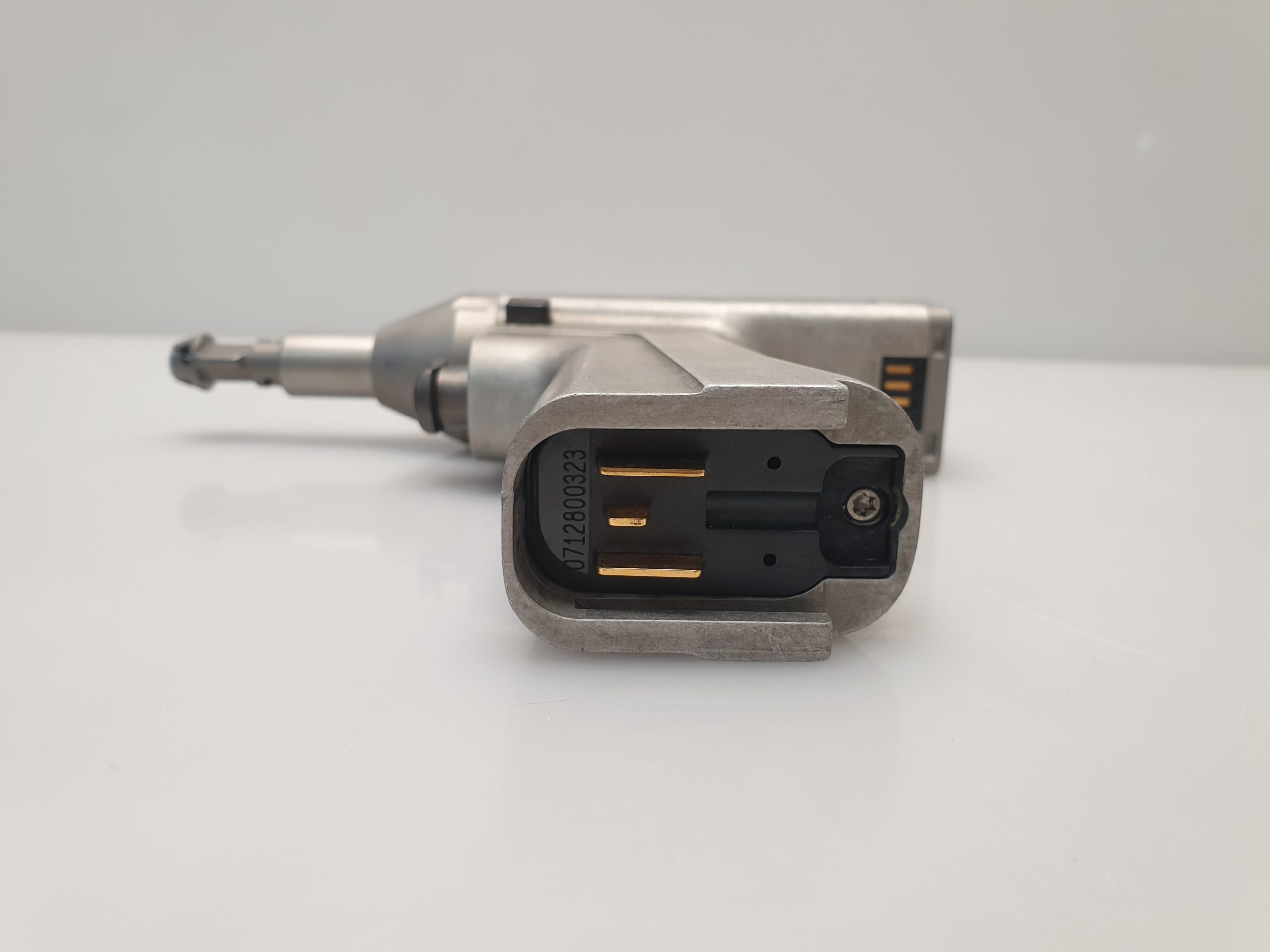 Stryker System 6 6206 Pendelsäge Akku-betriebene chirurgische Handstück — image 1 of 8