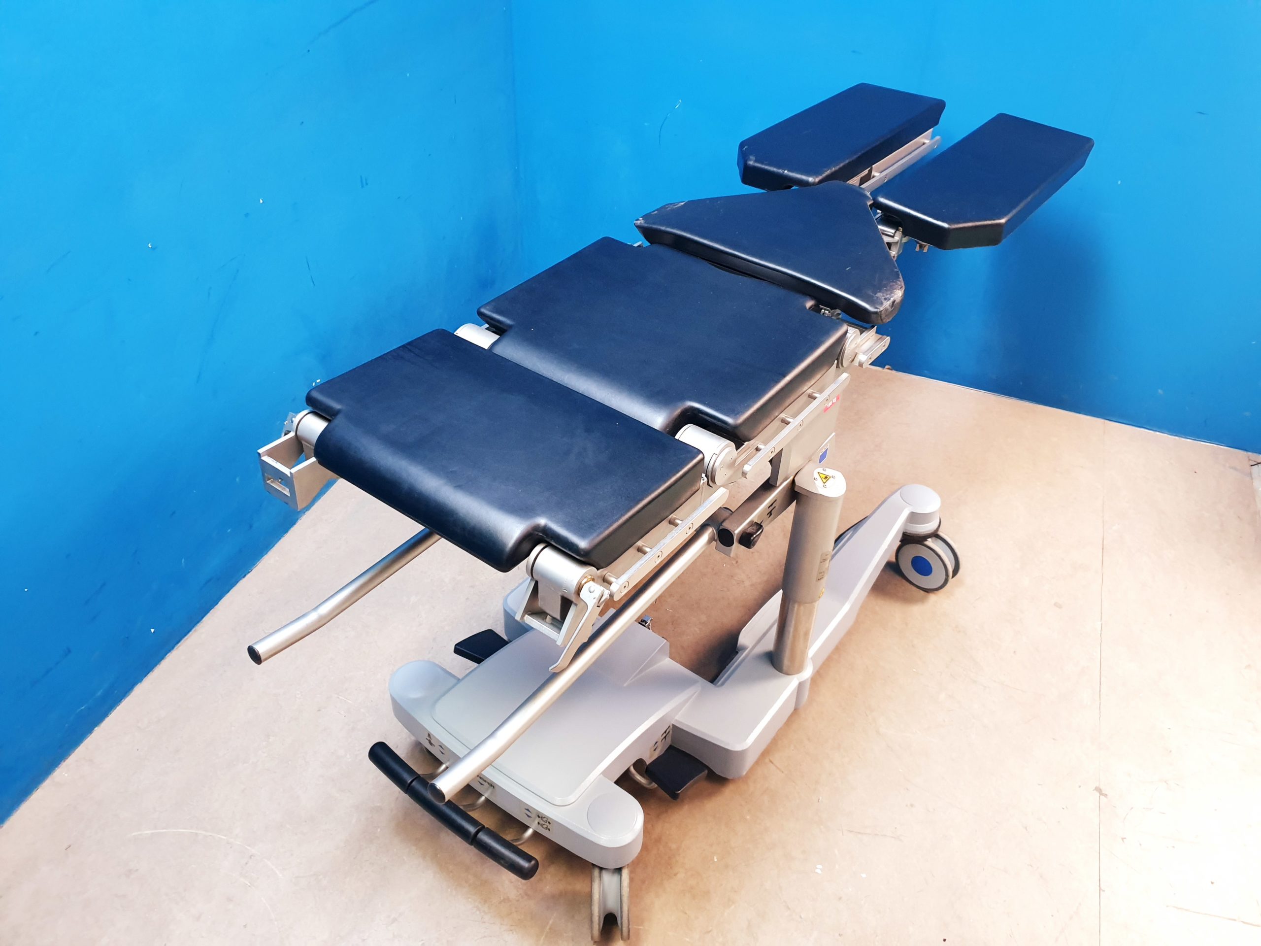 TRUMPF Schuttle 3.6 360 + Op Tischplatte GM +1574667 Beinhalter — image 1 of 15