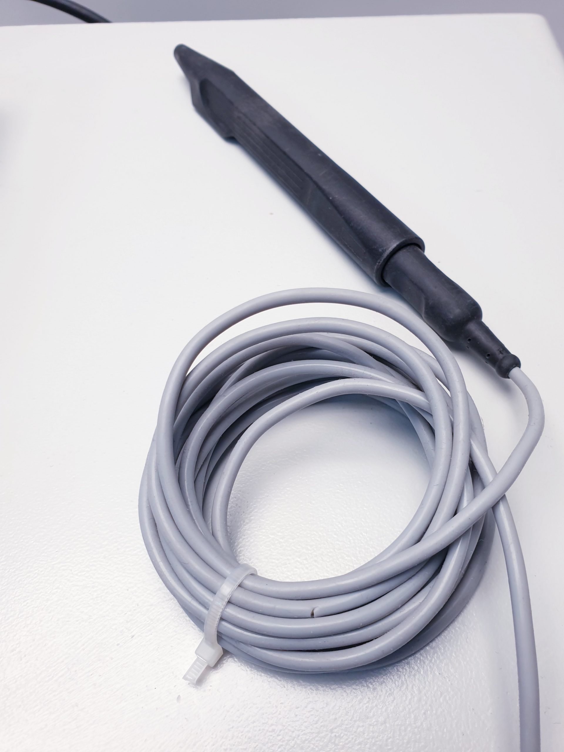 ERBE ICC 300 ICC300 H HF-Chirurgiegerät 300 Watt Leistung mit Fusschaltter thumbnail 7