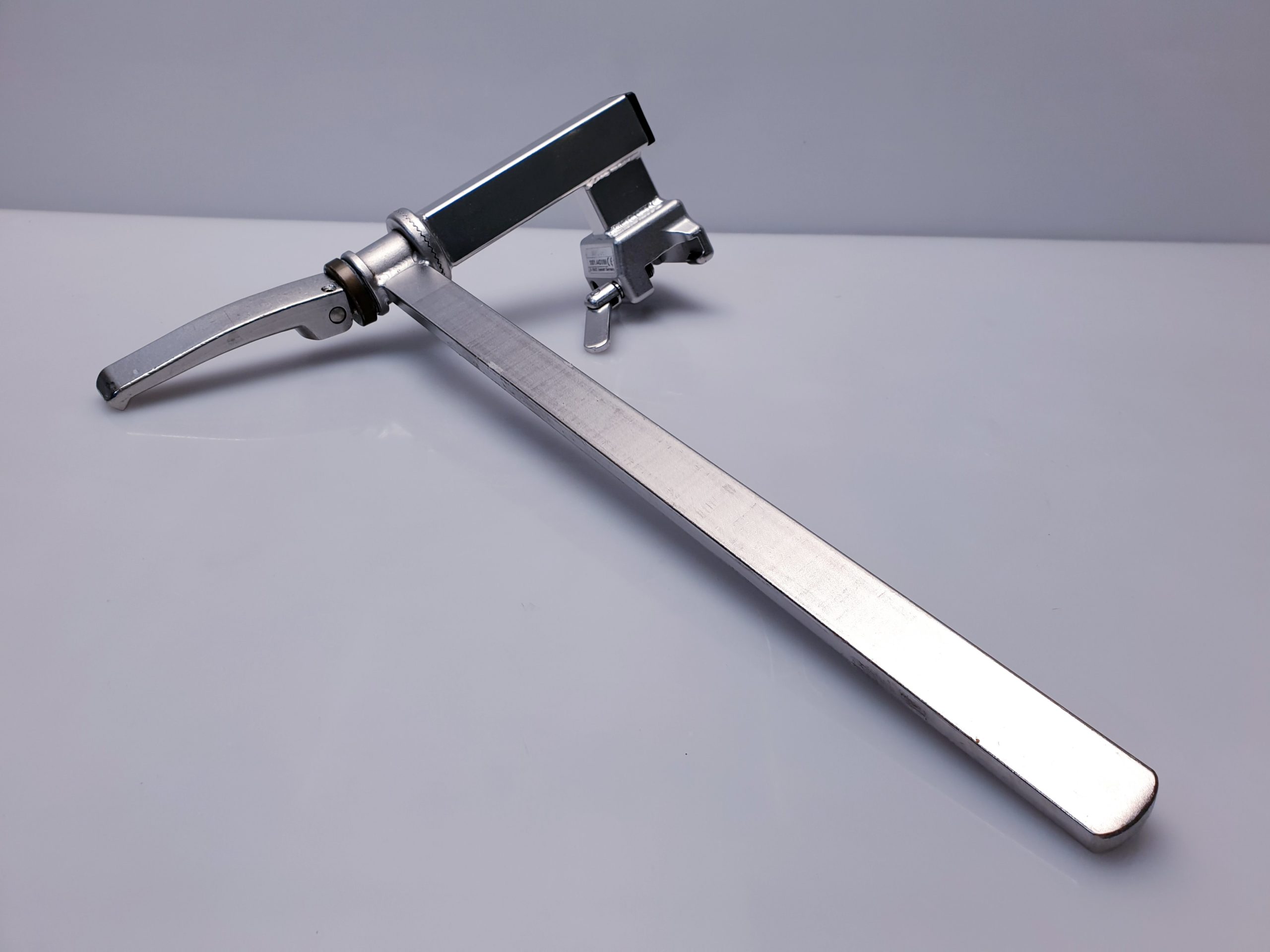 Maquet 1001.44 – Normschinenhalter – Halter für Normschienen thumbnail 3