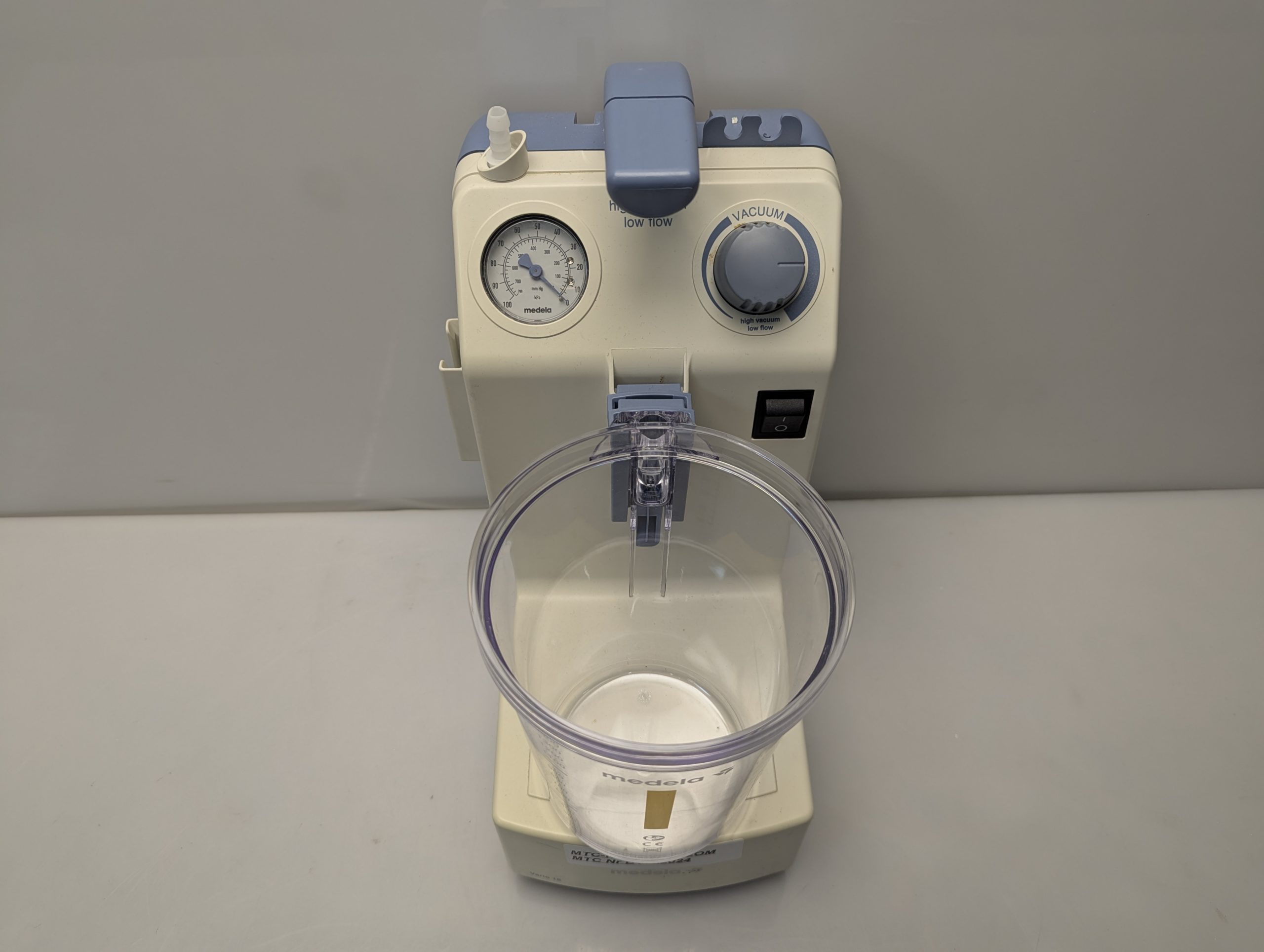Medela Vario 18 Absauger mit Behälter thumbnail 3
