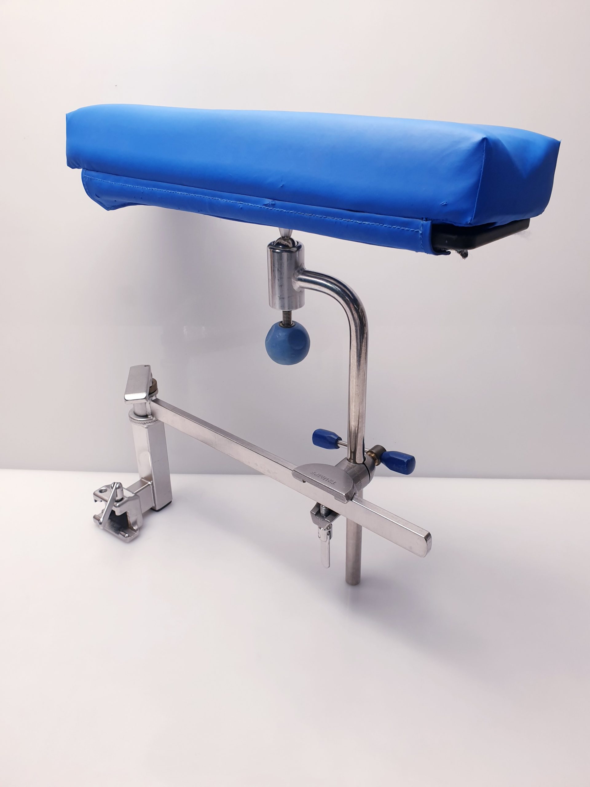 Maquet Armlehne mit Normschinen Befestigung – Armstütze für Op Tisch thumbnail 4