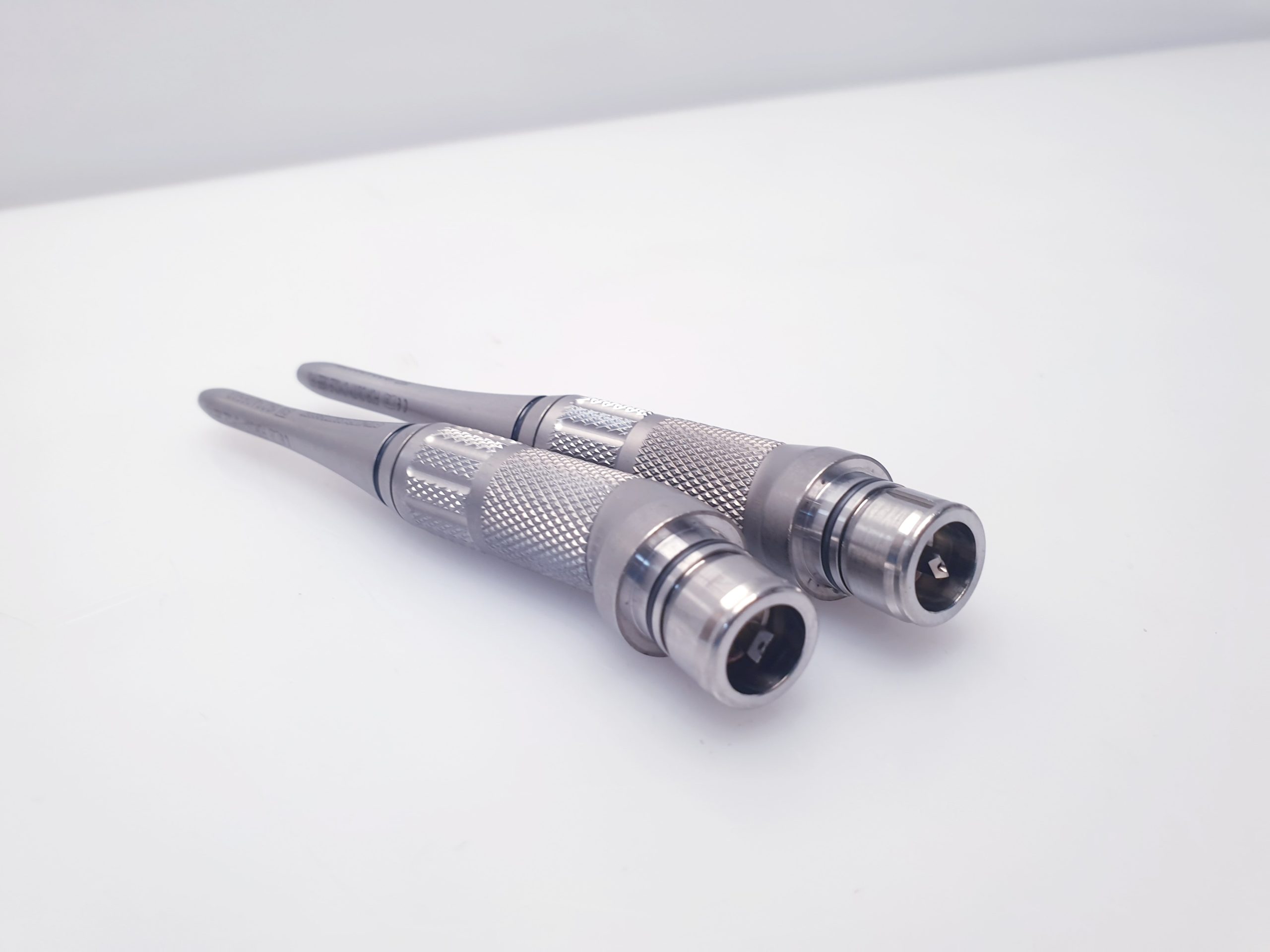 Stryker Signature Elite 7 cm Angled Attachment 5407-120-452 — image 1 of 12