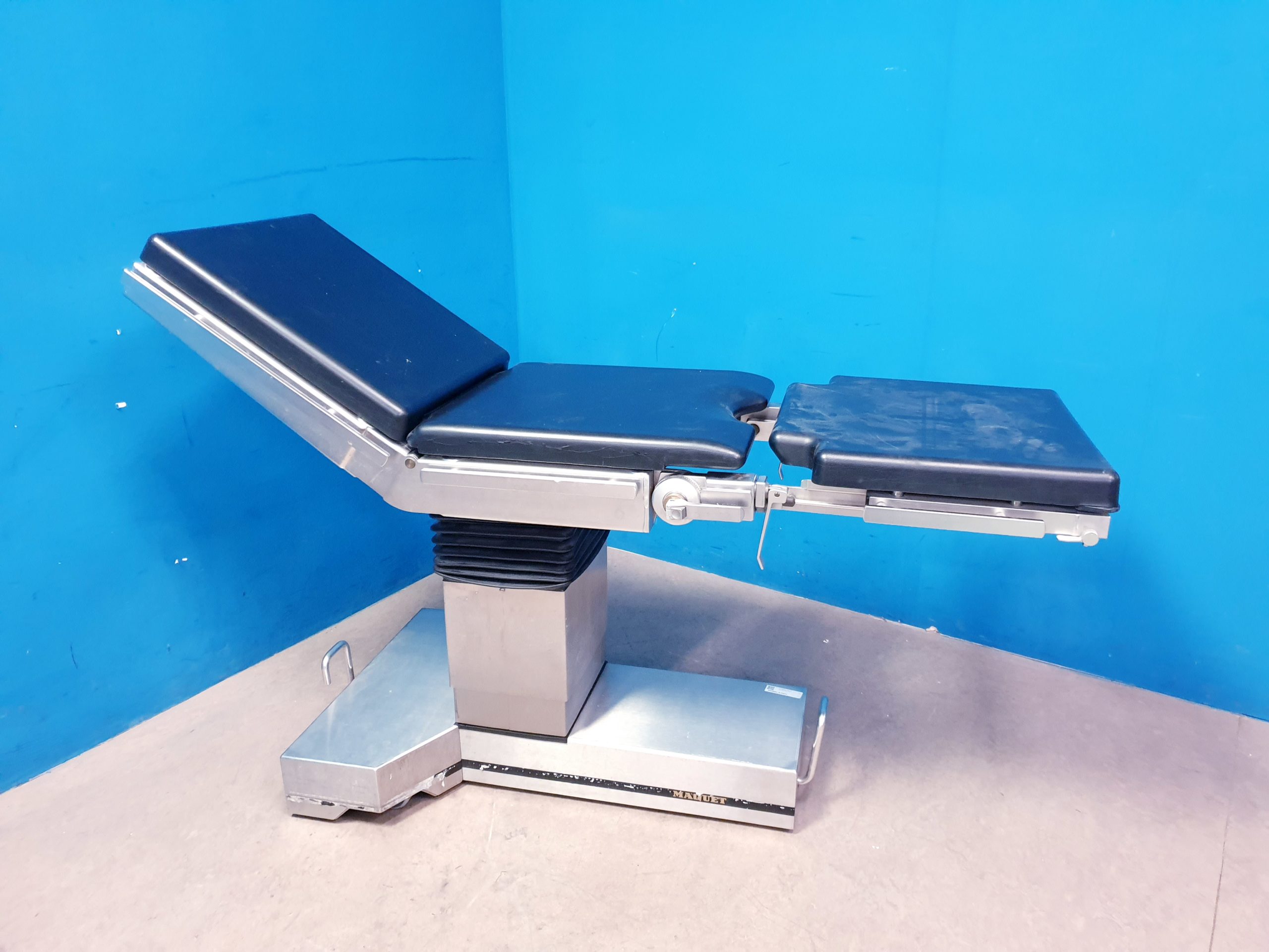 Maquet OP-Tisch Maquet – Ohne Remote – Ohne Fernbedienung — image 1 of 10