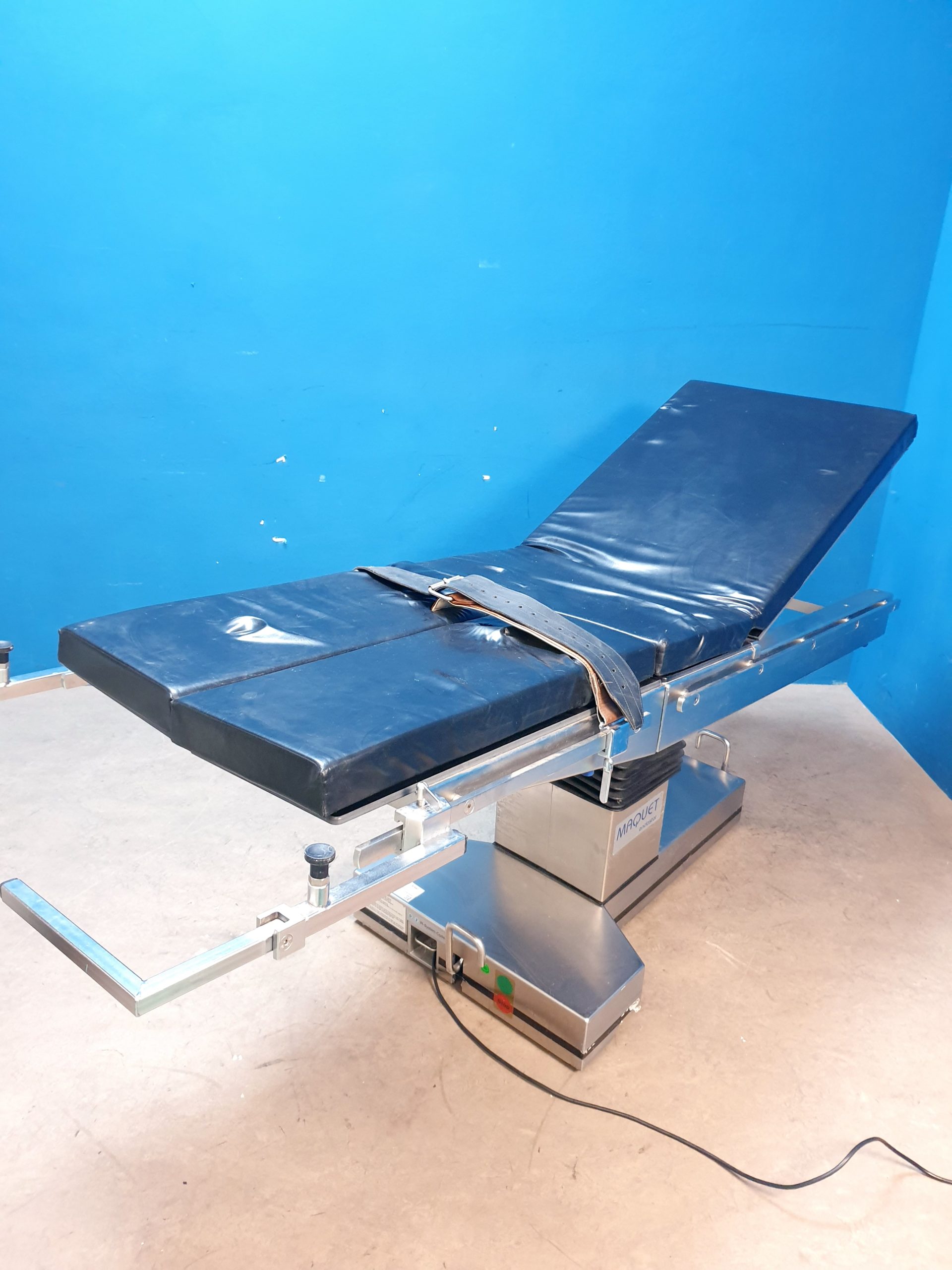 Maquet 1533.01A0 Op Tisch – Elektrisch Fahrbar-Defekt thumbnail 4
