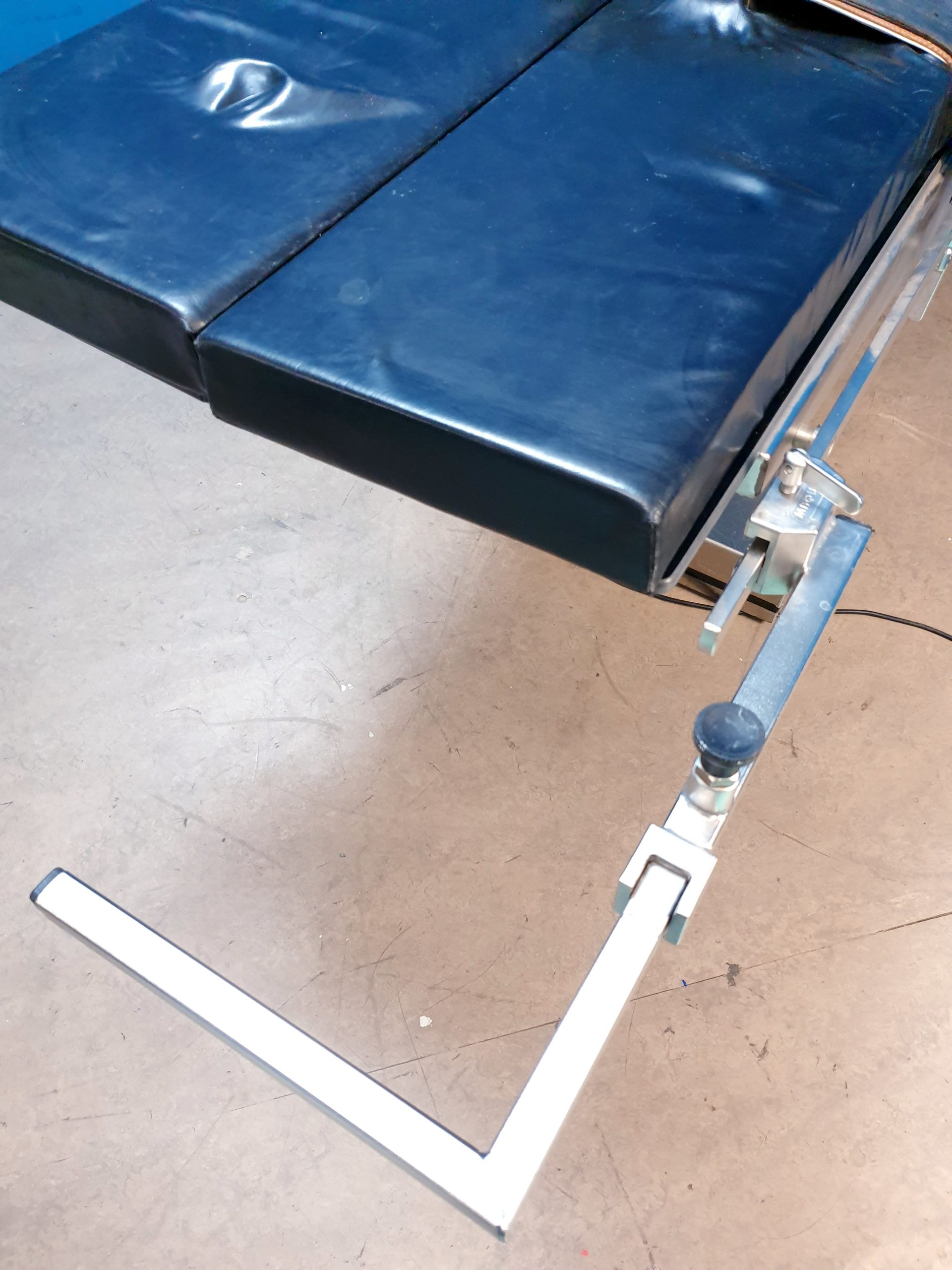 Maquet 1533.01A0 Op Tisch – Elektrisch Fahrbar-Defekt thumbnail 10