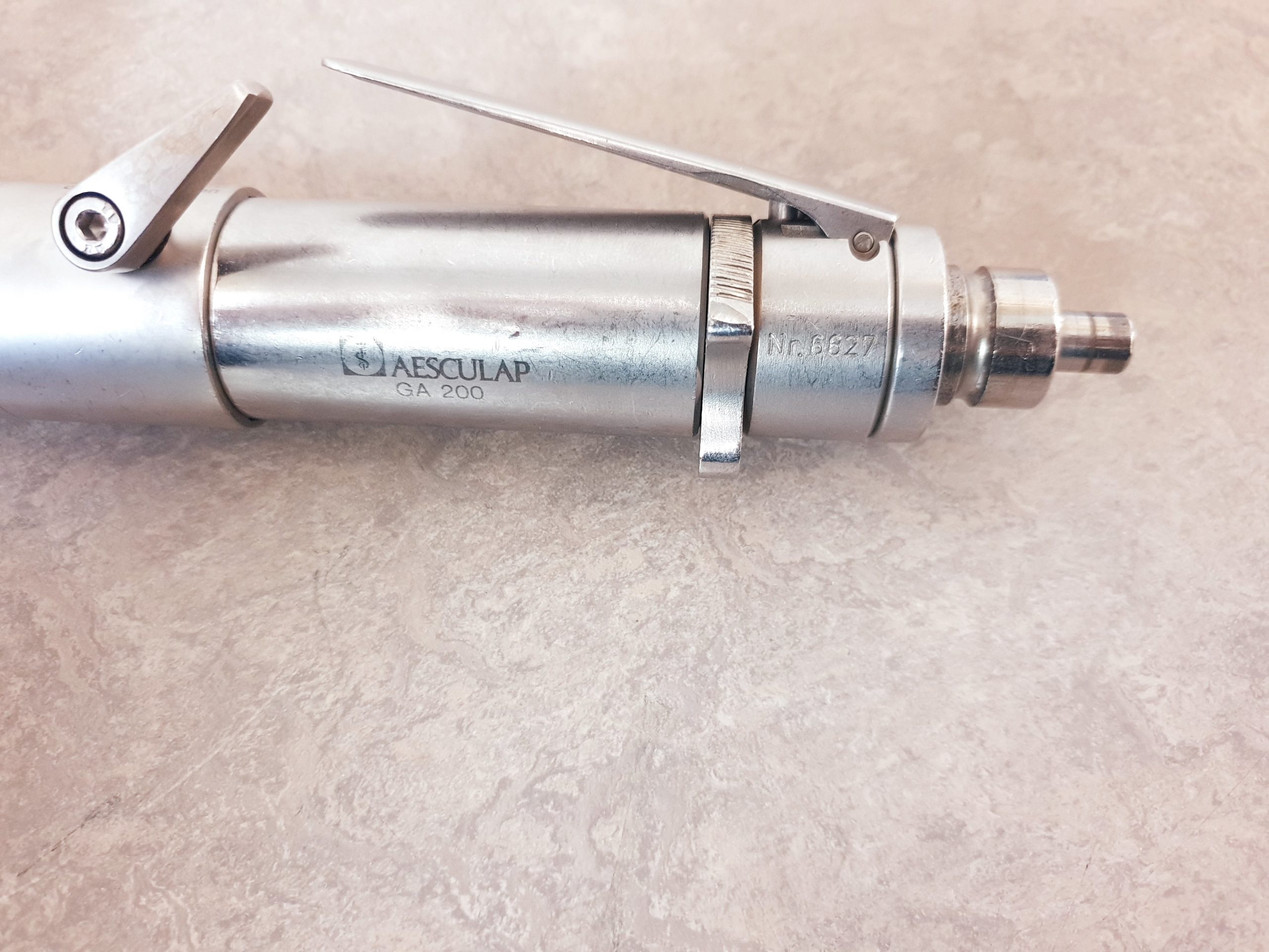Aesculap GB 123 GB123 Saege + GA200 GA 200 Pneumatic Motor + GB121 GB 121 Klink Bohrmaschine + GA466 GA 466 Druckluftschlauch Anschluss Aesculap-Dräger Air-Motor thumbnail 5