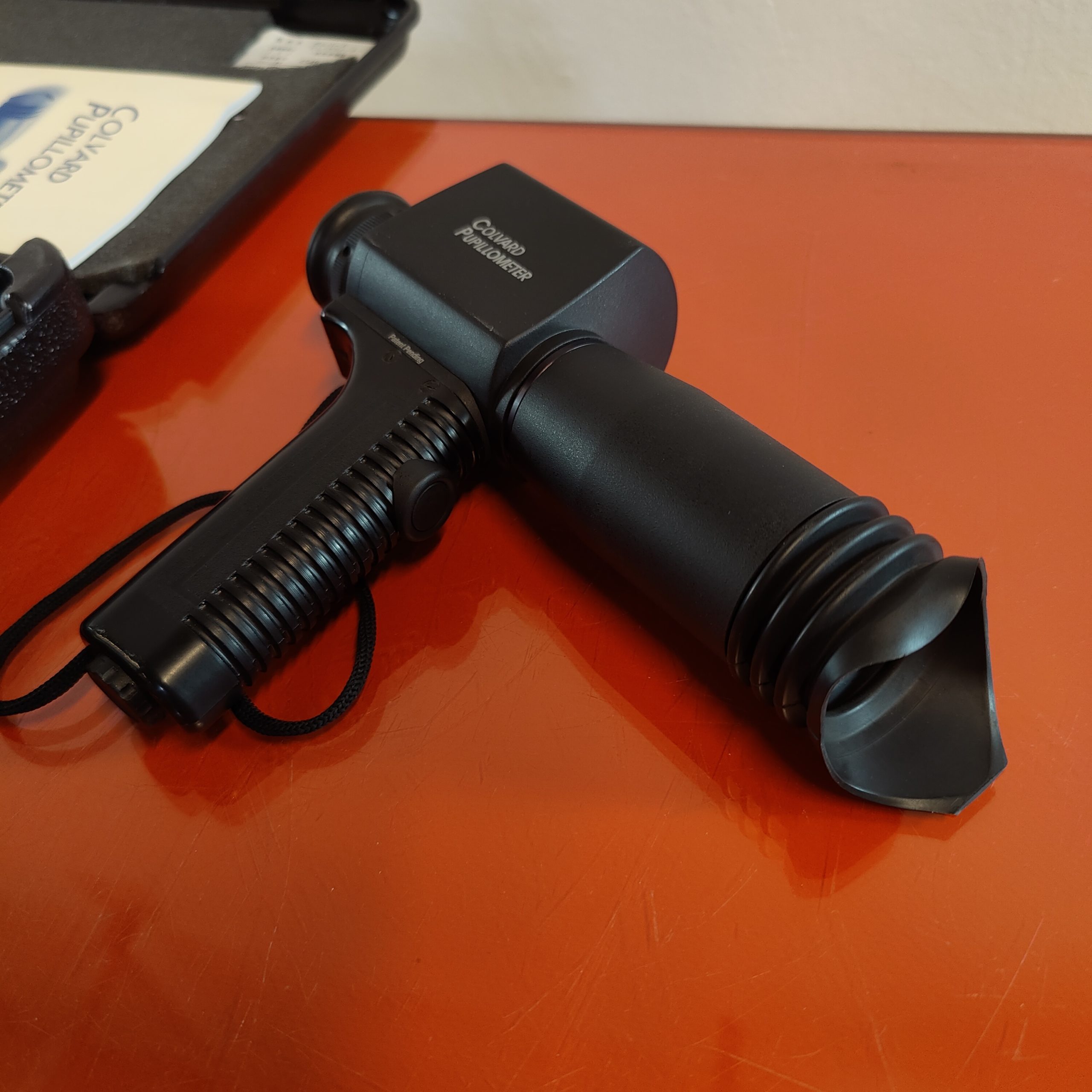 Oasis Colvard 0401A Pupillometer thumbnail 4