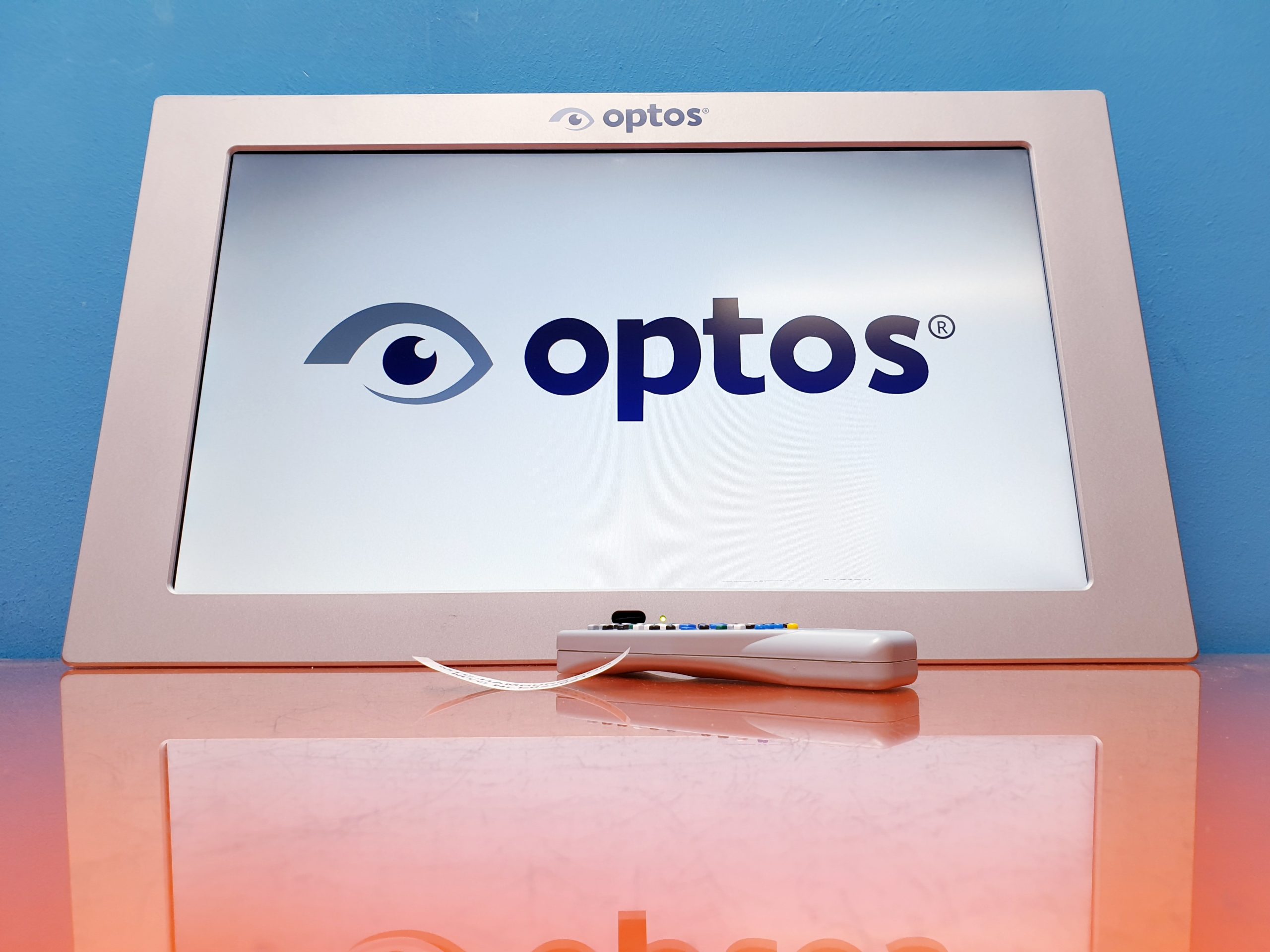 Optos CP-600P LCD Chart Panel — image 1 of 3