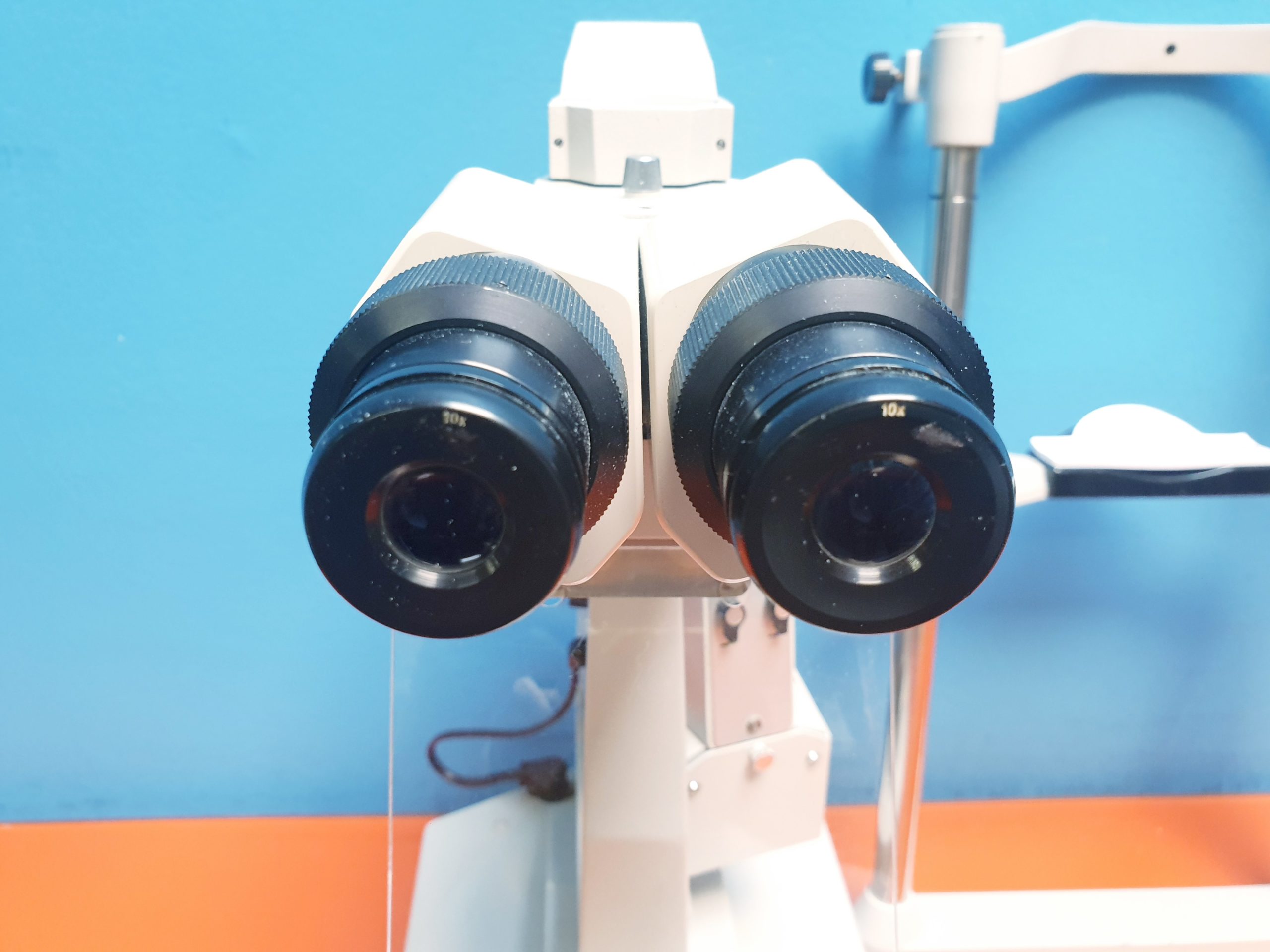 Rodenstock RO2000 SPALTLAMPE mit HAAG & STREIT Tonometer — image 1 of 7
