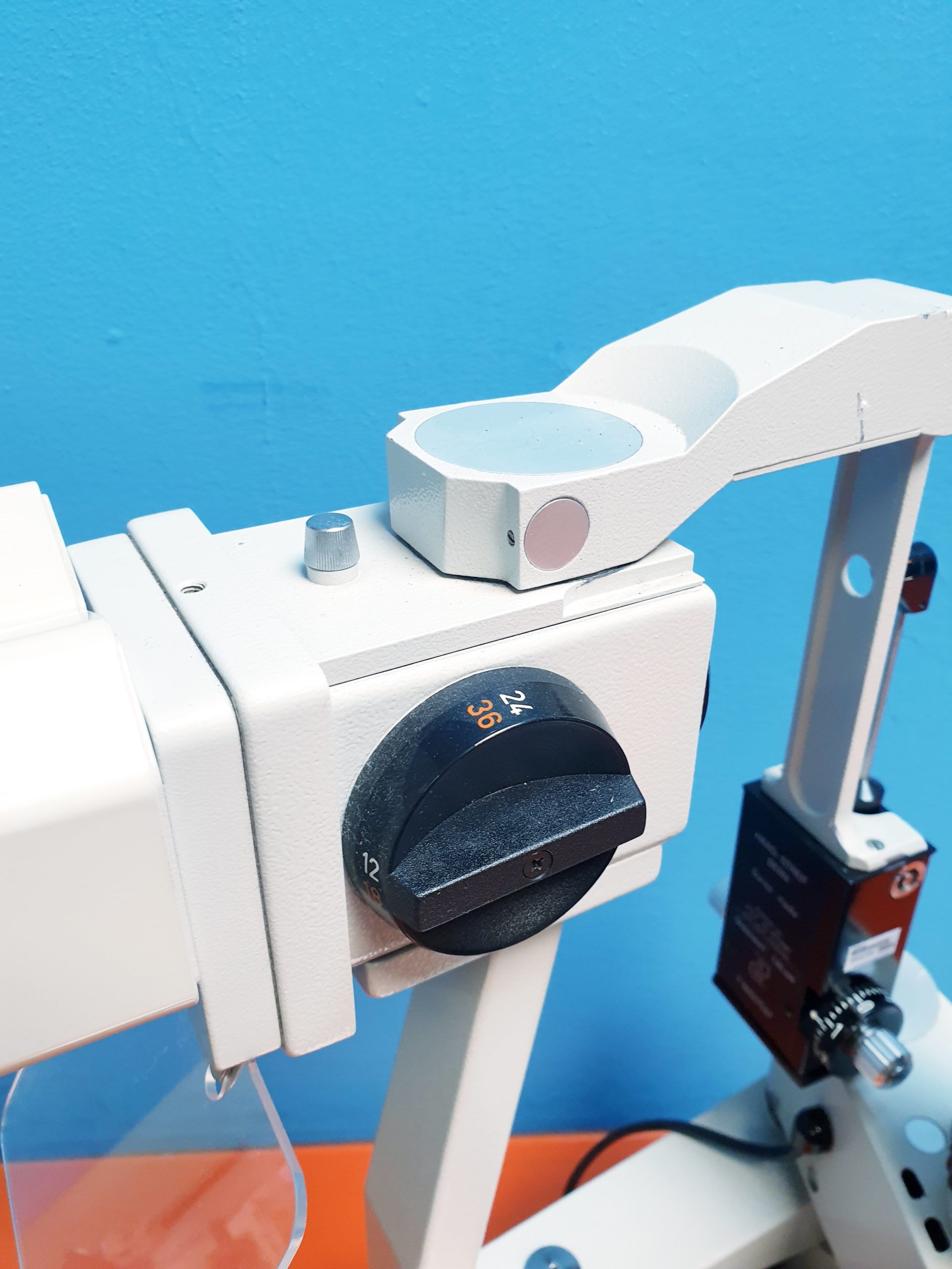 Rodenstock RO2000 SPALTLAMPE mit HAAG & STREIT Tonometer thumbnail 4