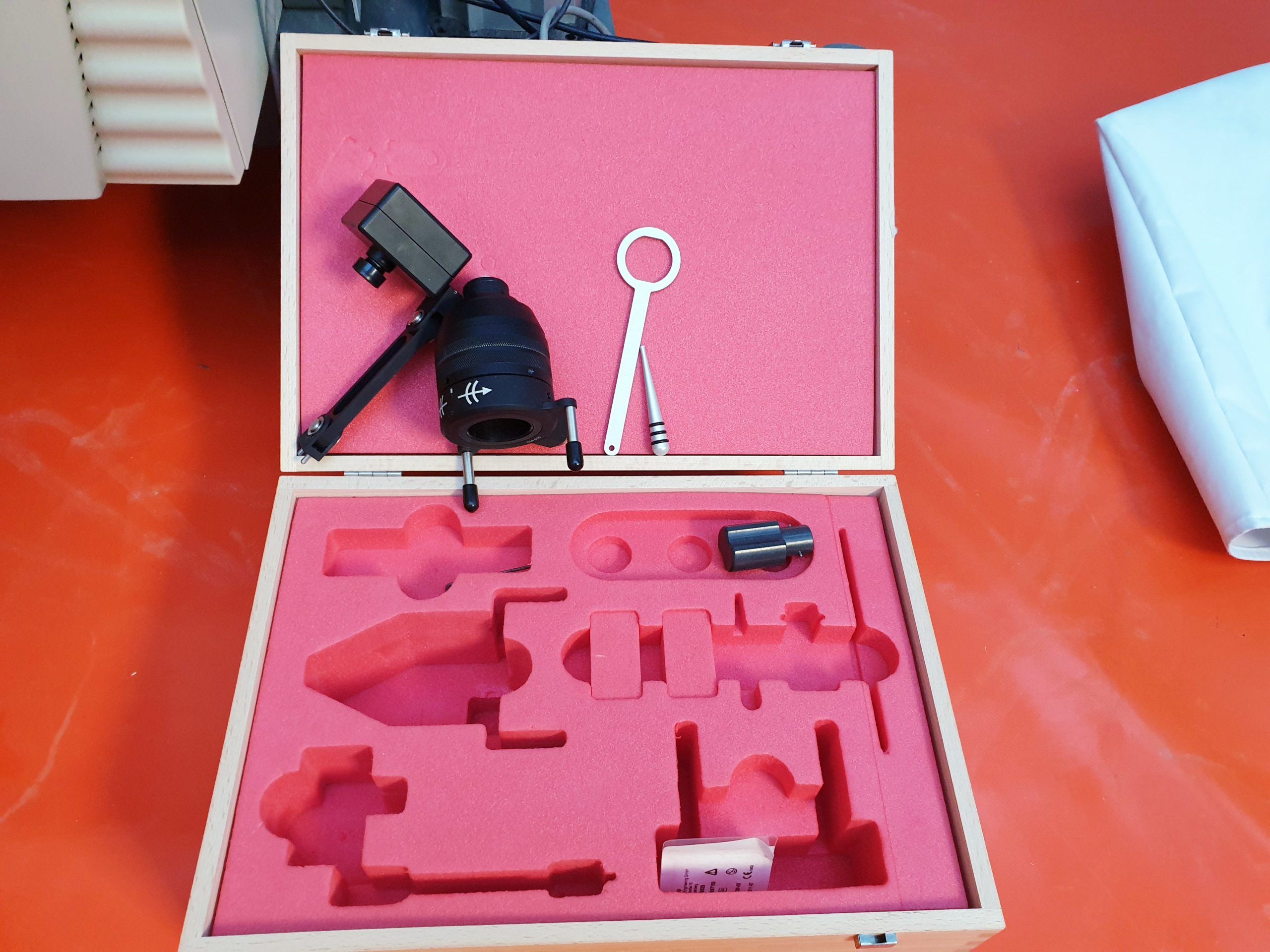 Heidelberg Engineering HRTI Laser Workstation Without Software — image 1 of 5
