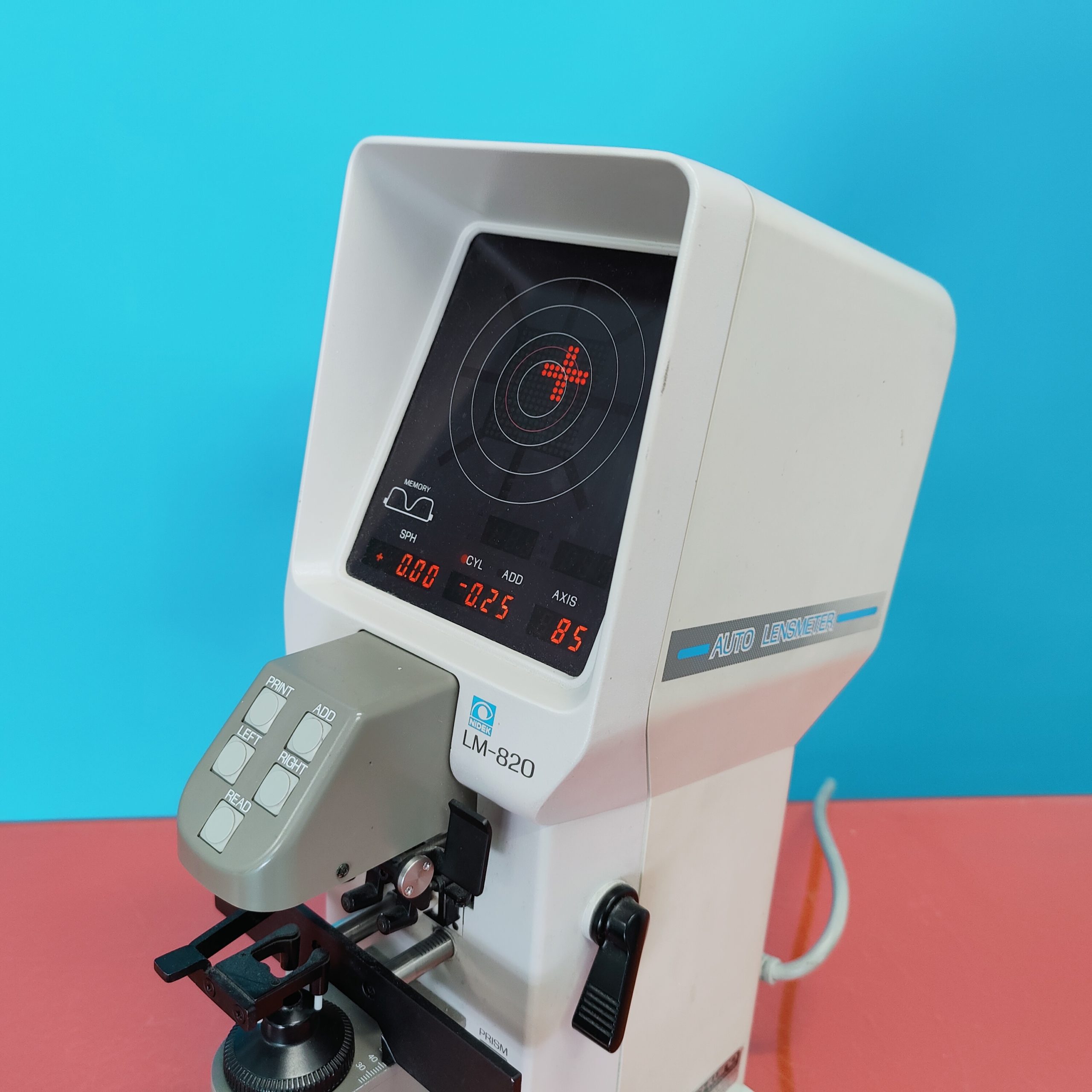 NIDEK LM-820 Lensometer Autolensmeter thumbnail 2