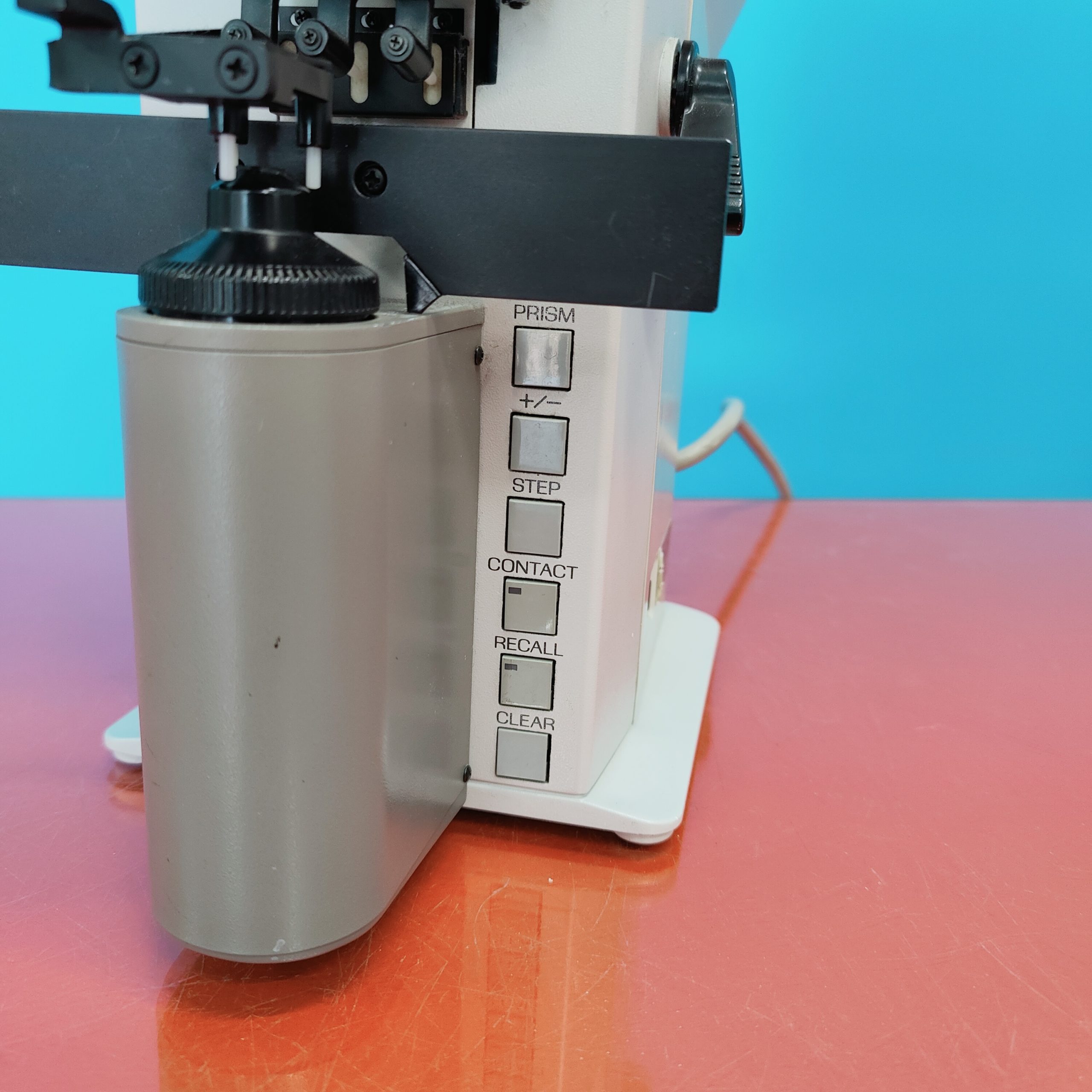 NIDEK LM-820 Lensometer Autolensmeter thumbnail 4