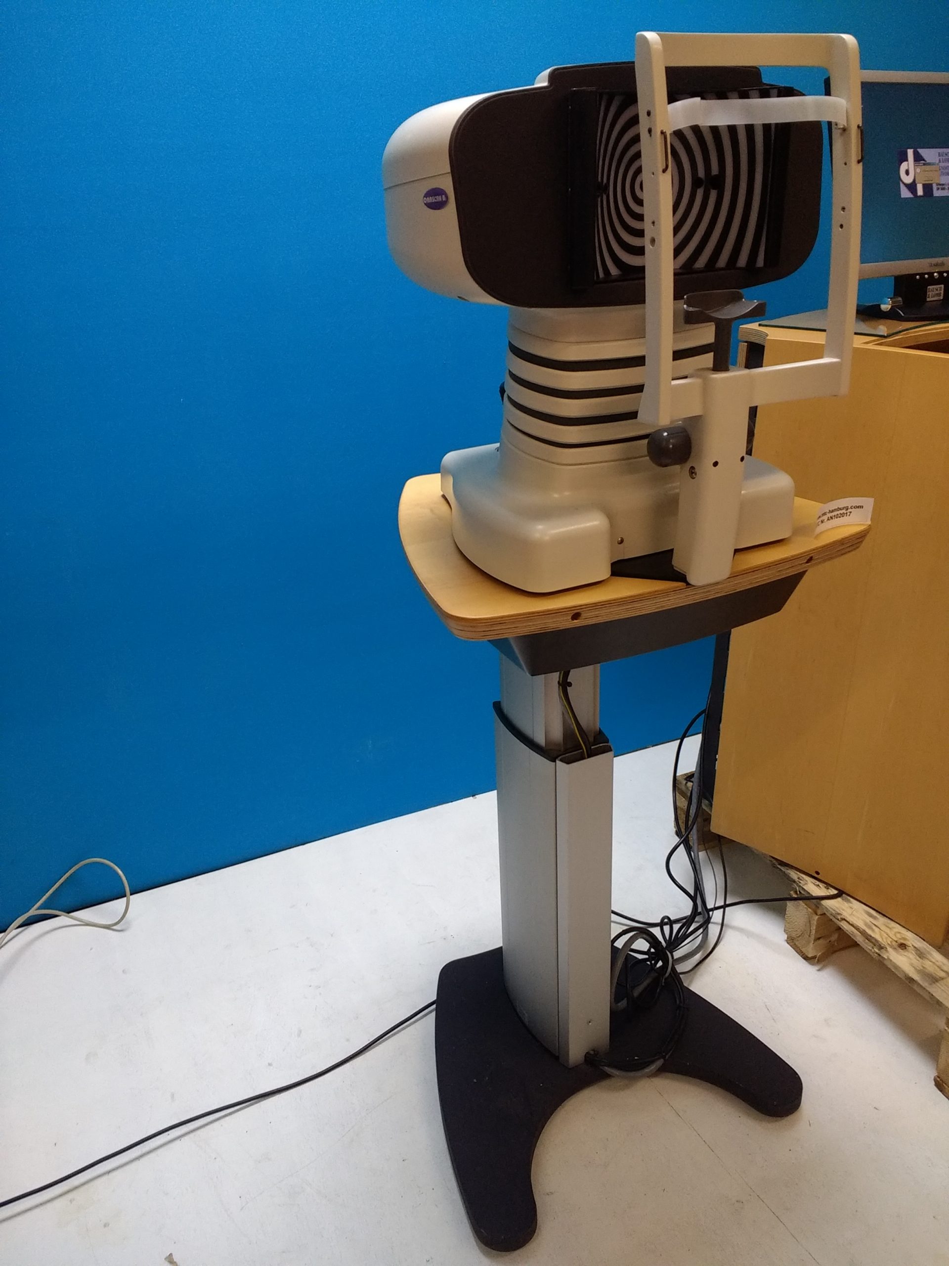 Bausch & Lomb Orbscan IIz Topographer Corneal Analysis System topography thumbnail 7