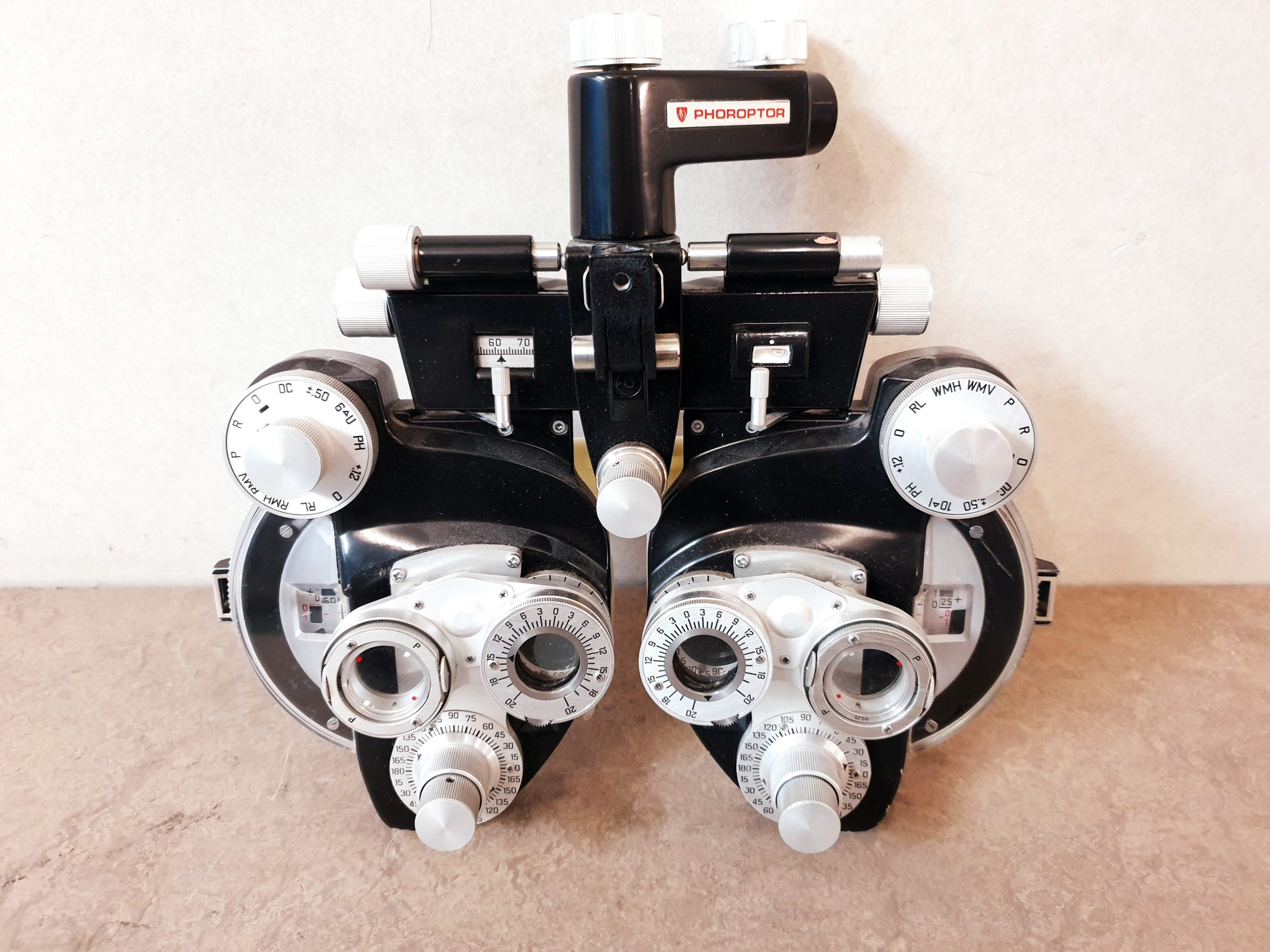 AMERICAN OPTICAL H-11628 Phoropter thumbnail 2