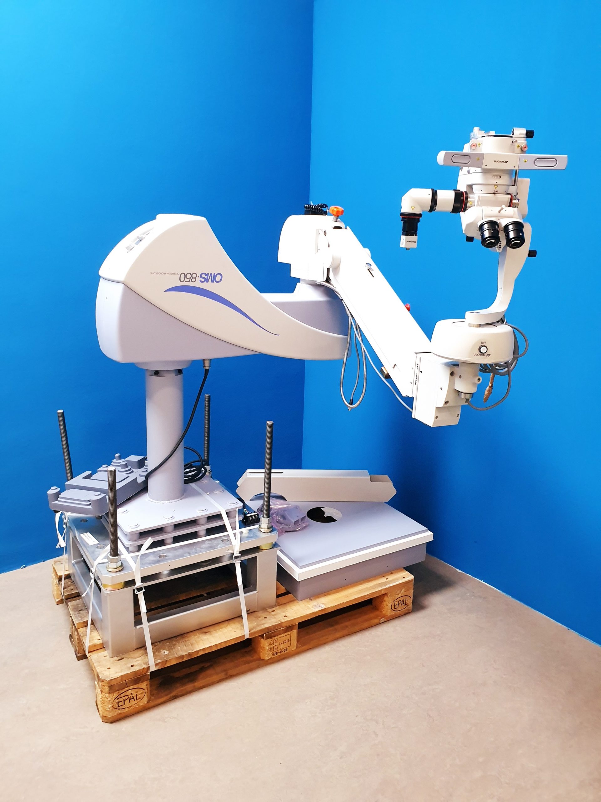 Topcon OMS-850 OFFISS Operation Microscope // OP Mikroskop für die Ophtalmologie — image 1 of 23