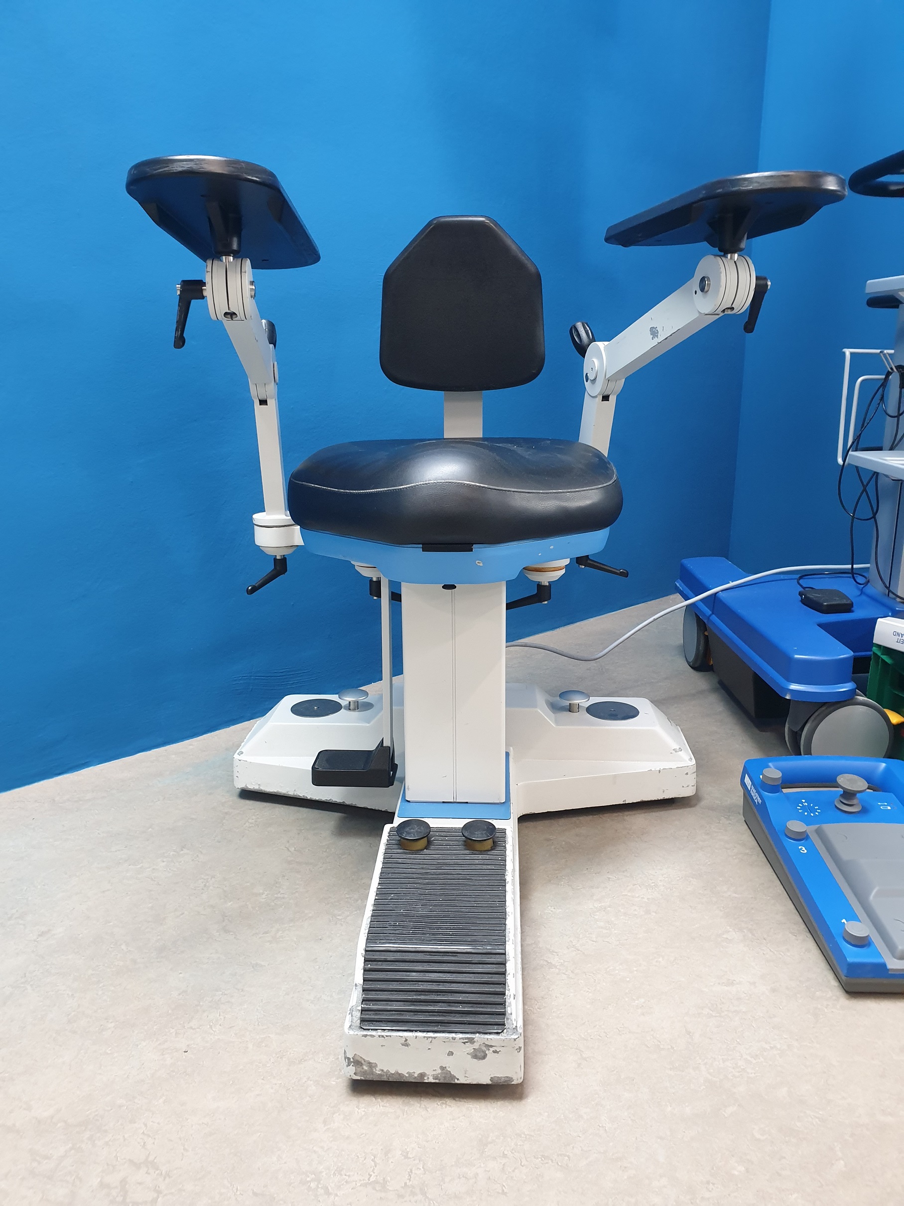 HAAG STREIT HS ALLEGRA 900 uaf FS2-21 Stativ Sony HD Bildübertragung // Medicap USB300 Bild dokumentation DOM 2016 // Behandlungsstuhl 623-102 // Fusspedal thumbnail 25