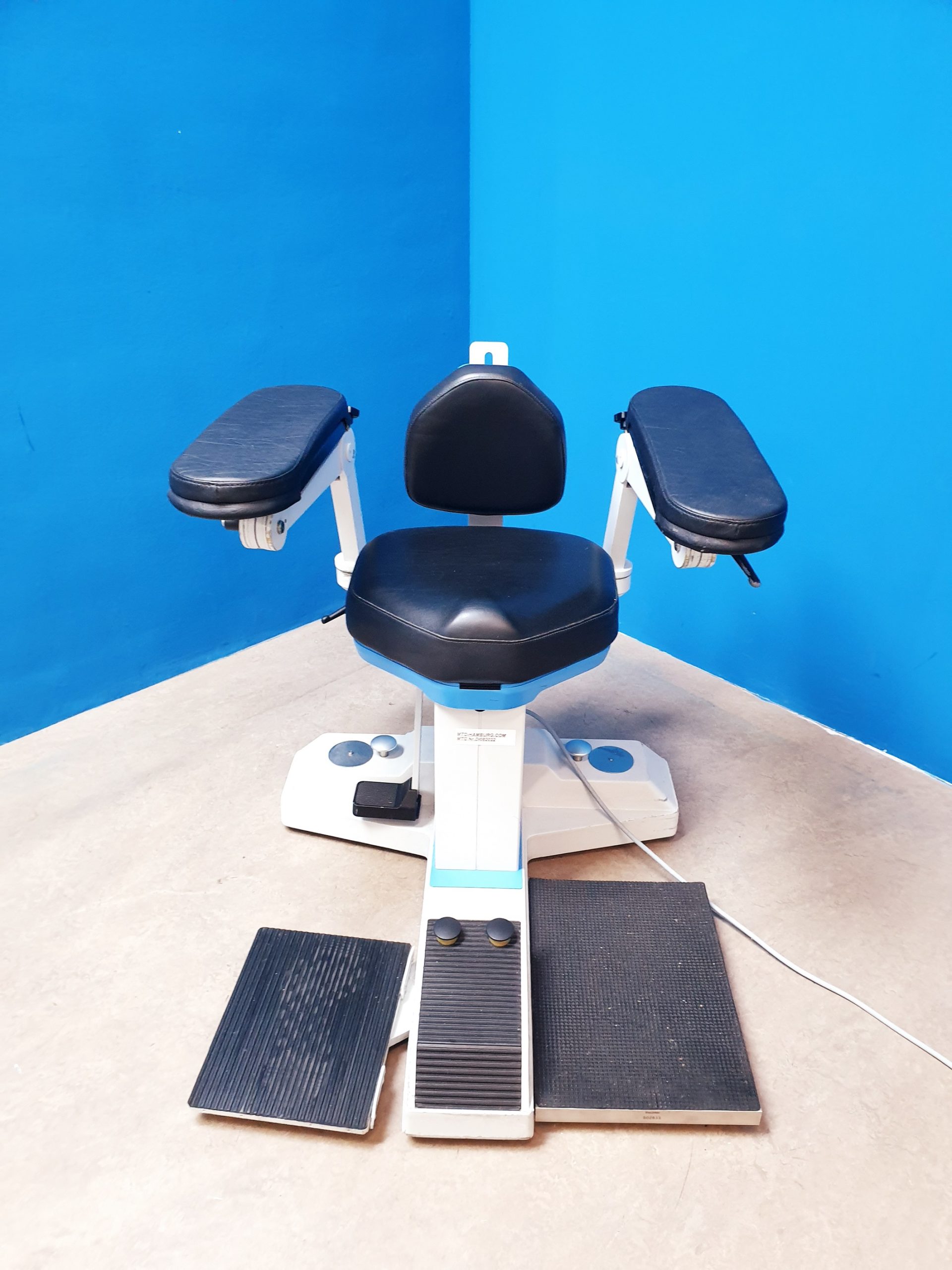 Möller Wedel COMBISIT EF 4000 Ophtalmologischer Untersuchungsstuhl — image 1 of 7