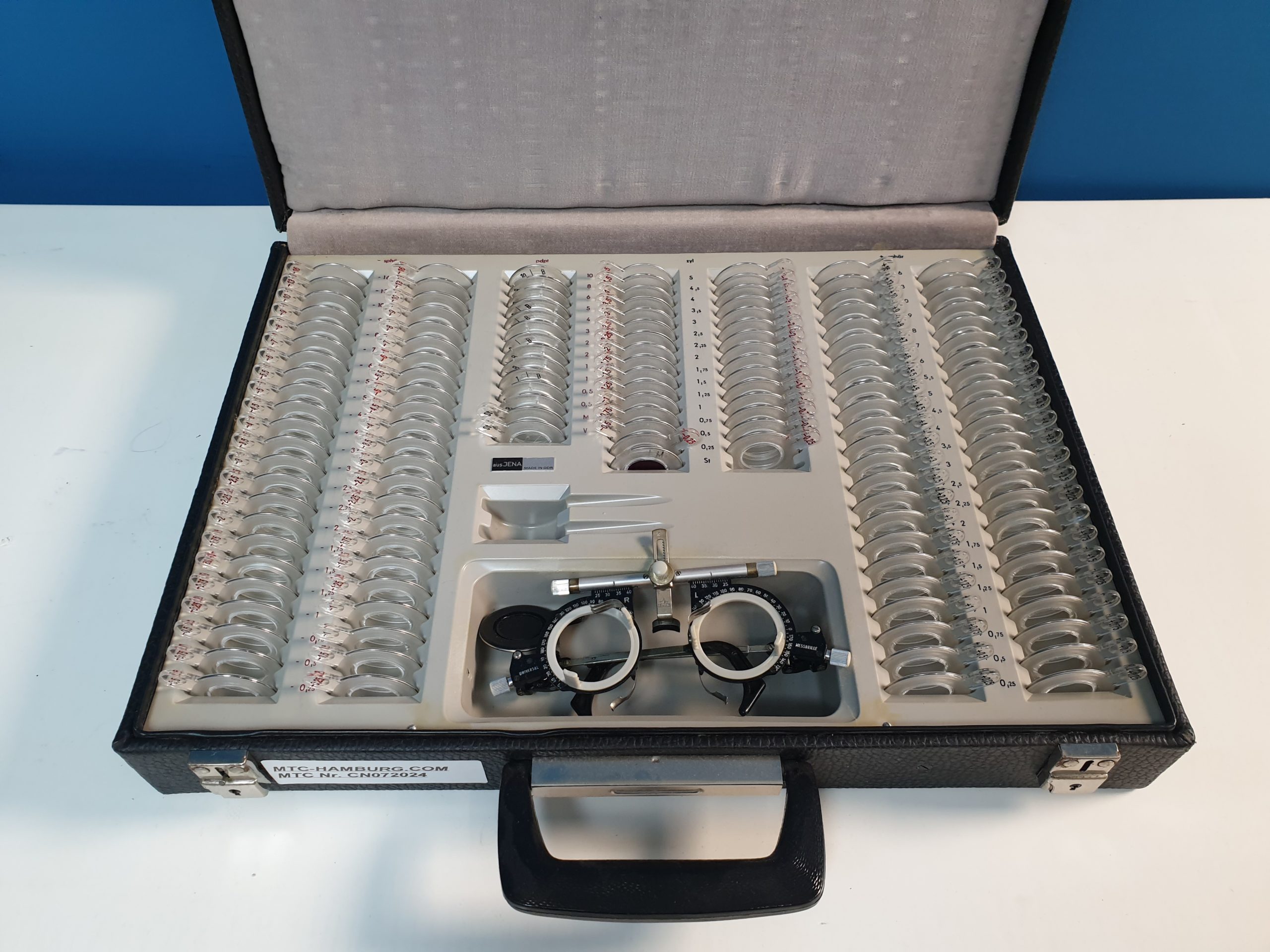Zeiss Brillenbestimmungskasten Koffer thumbnail 2