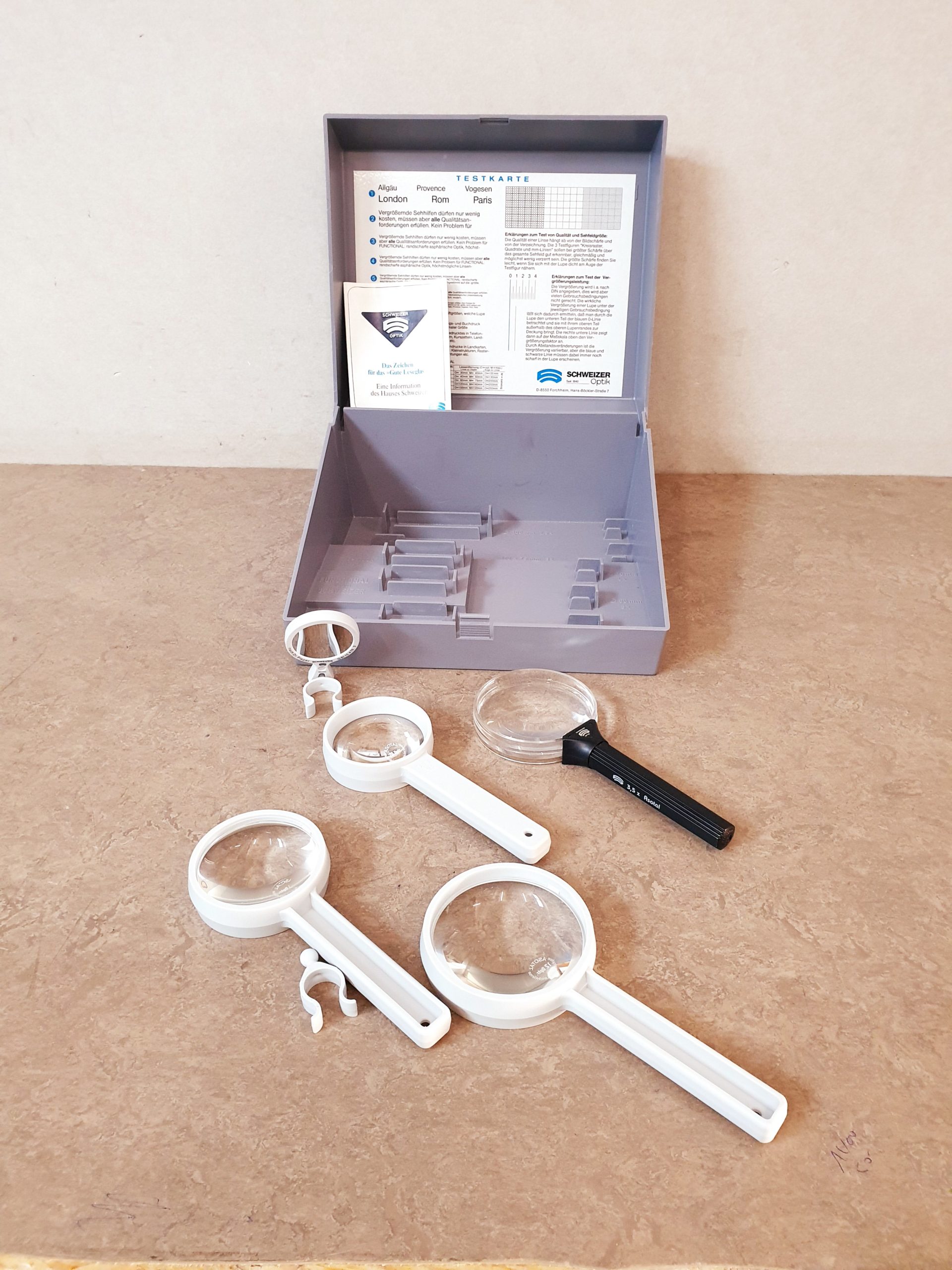Schweizer Optik nach Dr Pieper Asotal Messkoffer — image 1 of 10