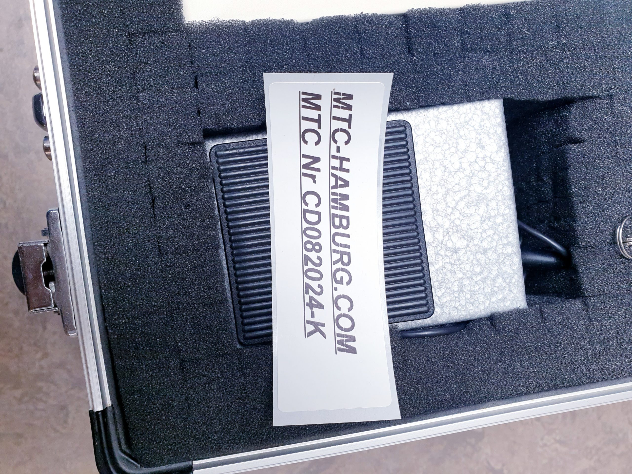 Meditron Kontaktlinsen-Dynamometer Modellcode KD 02 — image 1 of 13